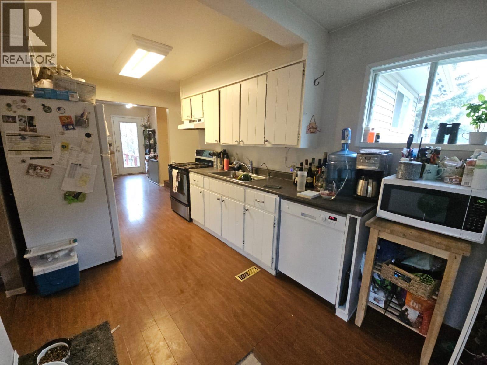 6327 Wildmare Sub, Chetwynd, British Columbia  V0C 1J0 - Photo 11 - 10368823