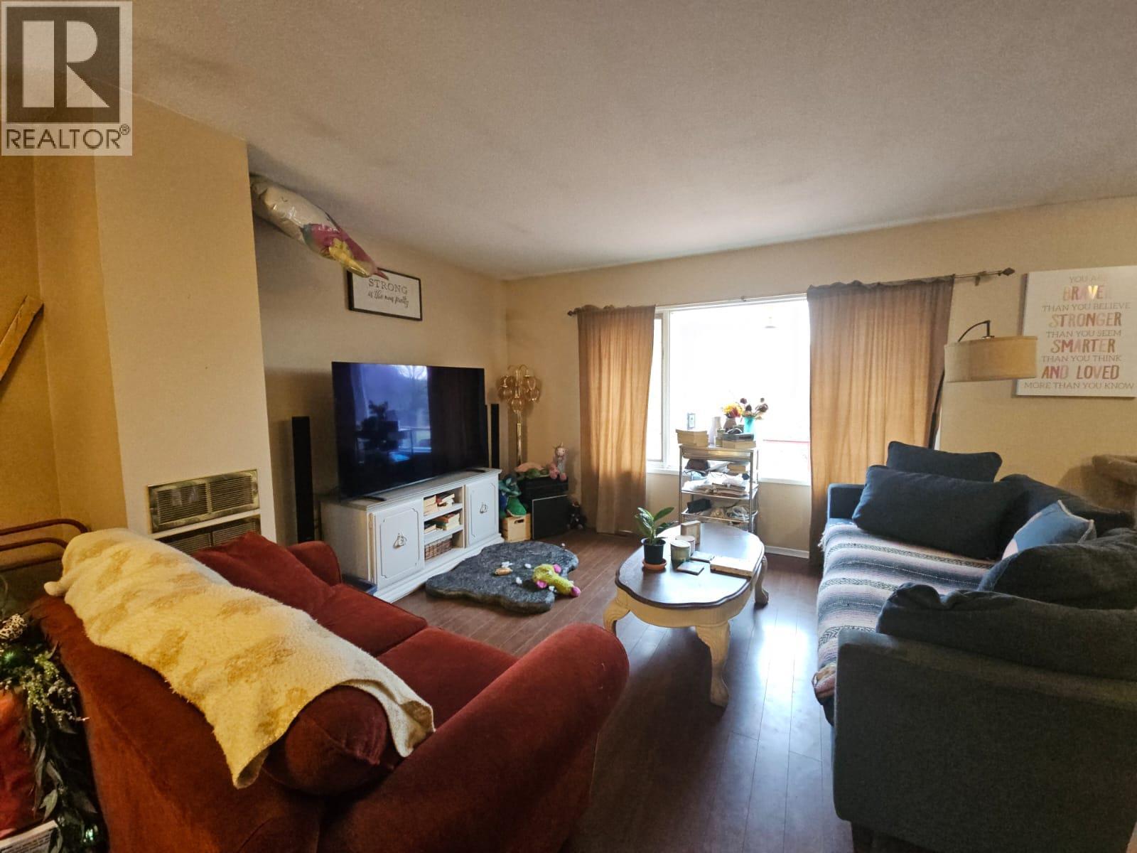 6327 Wildmare Sub, Chetwynd, British Columbia  V0C 1J0 - Photo 4 - 10368823