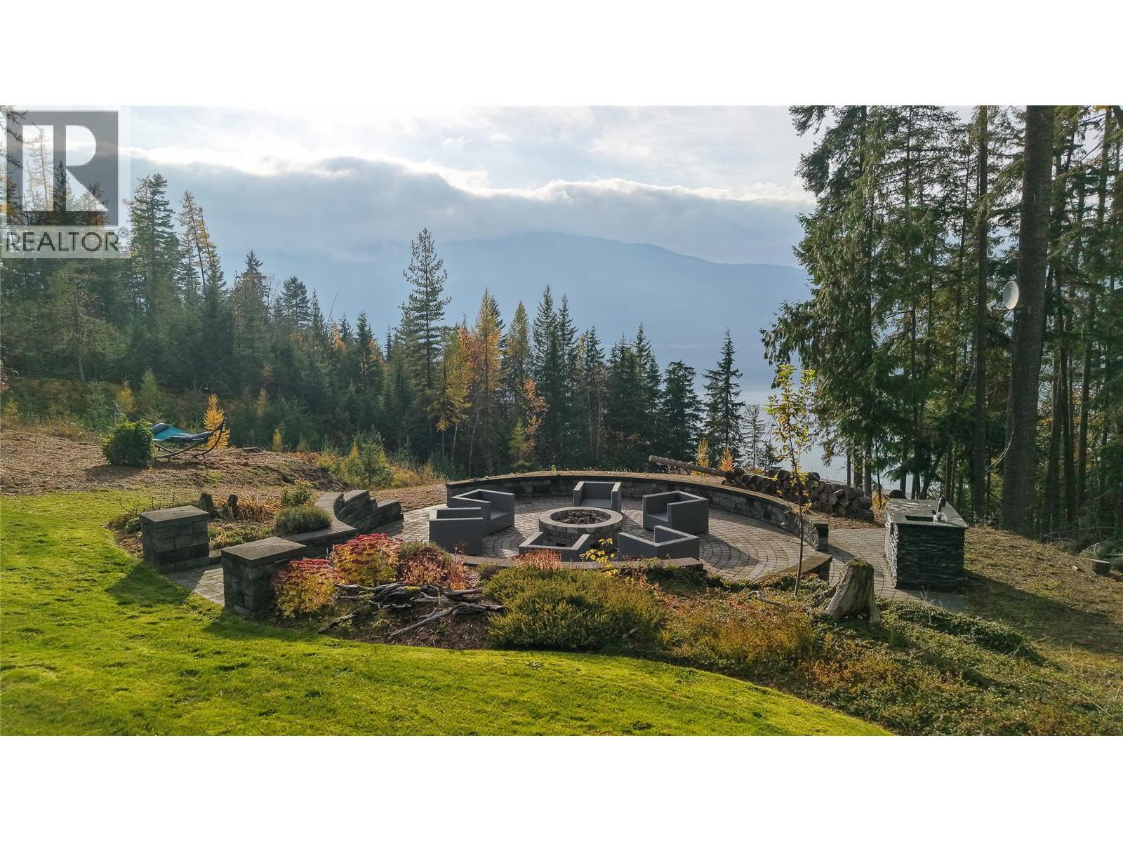 2600 Highway 23 N, Nakusp, British Columbia  V0G 1R0 - Photo 19 - 10367530