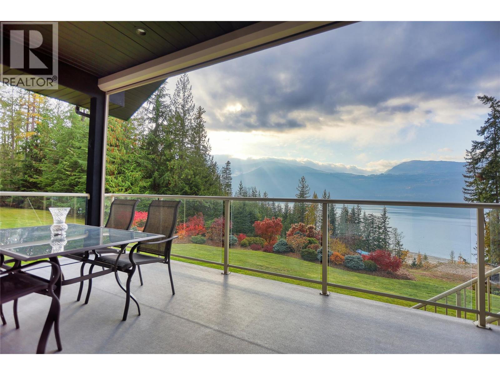 2600 Highway 23 N, Nakusp, British Columbia  V0G 1R0 - Photo 29 - 10367530