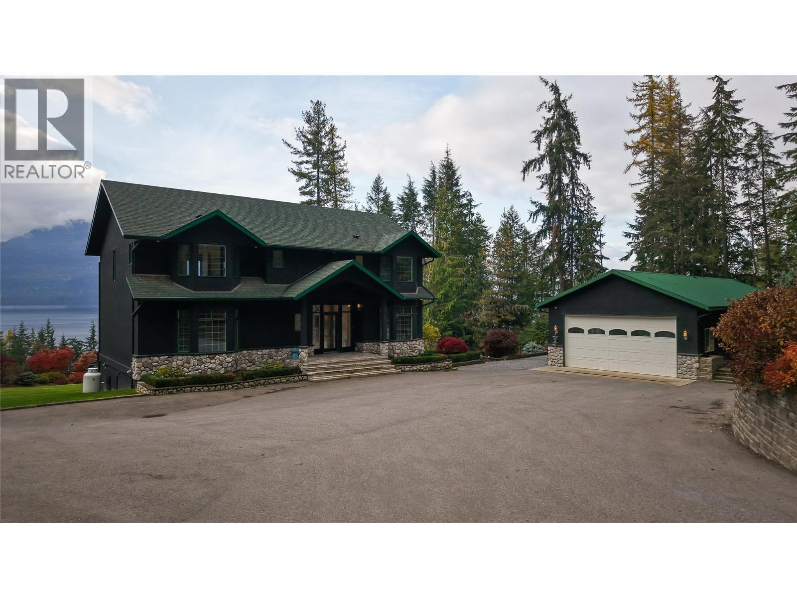 2600 Highway 23 N, Nakusp, British Columbia  V0G 1R0 - Photo 5 - 10367530
