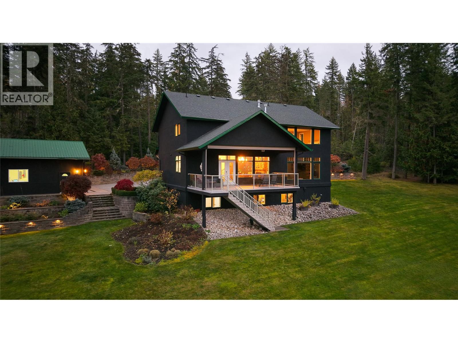 2600 Highway 23 N, Nakusp, British Columbia  V0G 1R0 - Photo 7 - 10367530