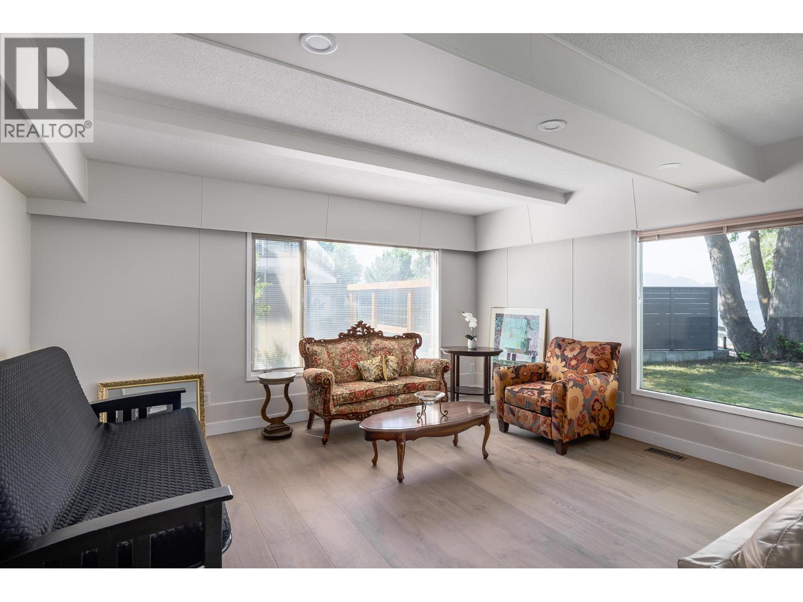 3264 Watt Road, Kelowna, British Columbia  V1W 3C8 - Photo 24 - 10368822