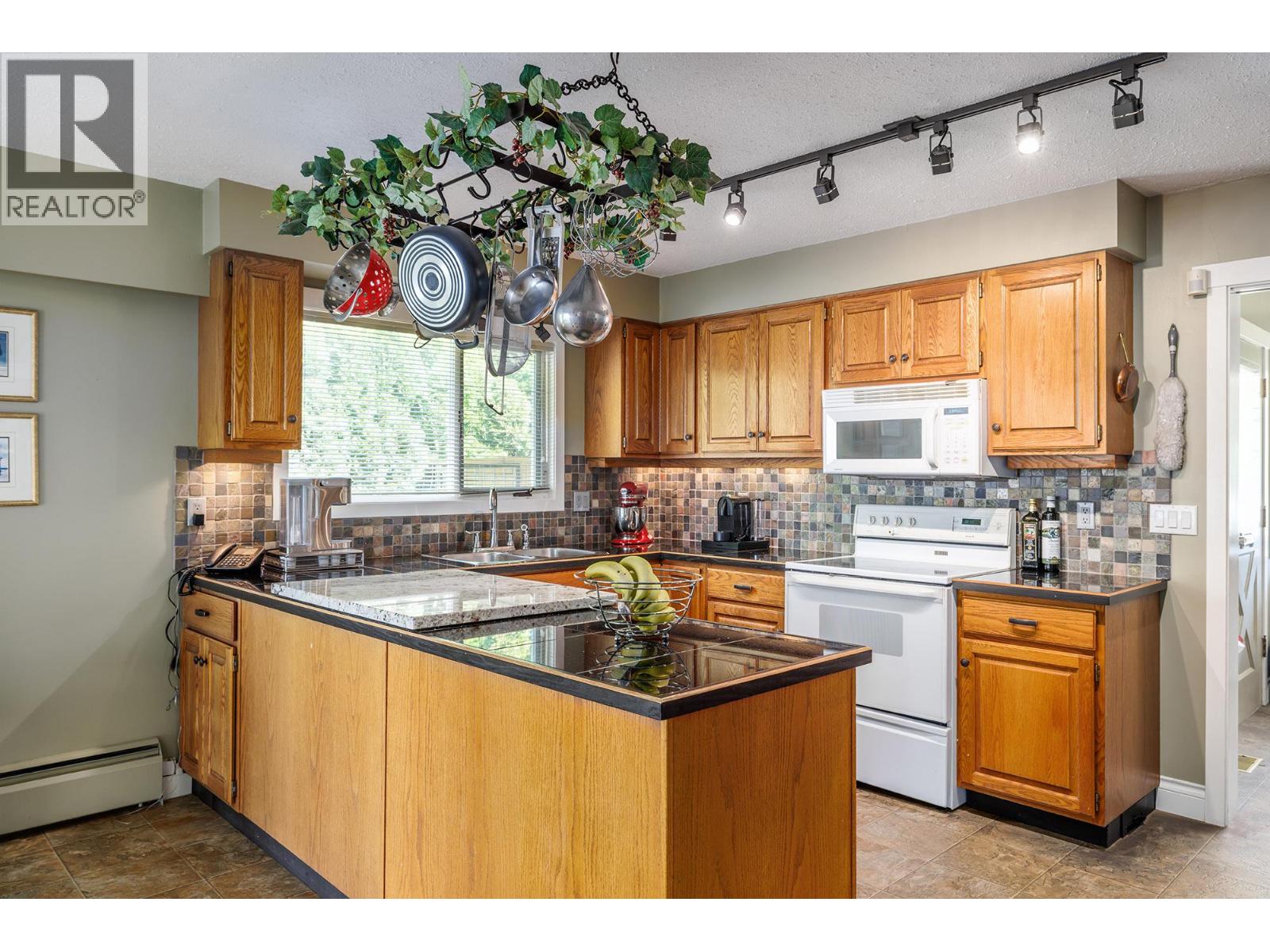 3264 Watt Road, Kelowna, British Columbia  V1W 3C8 - Photo 26 - 10368822