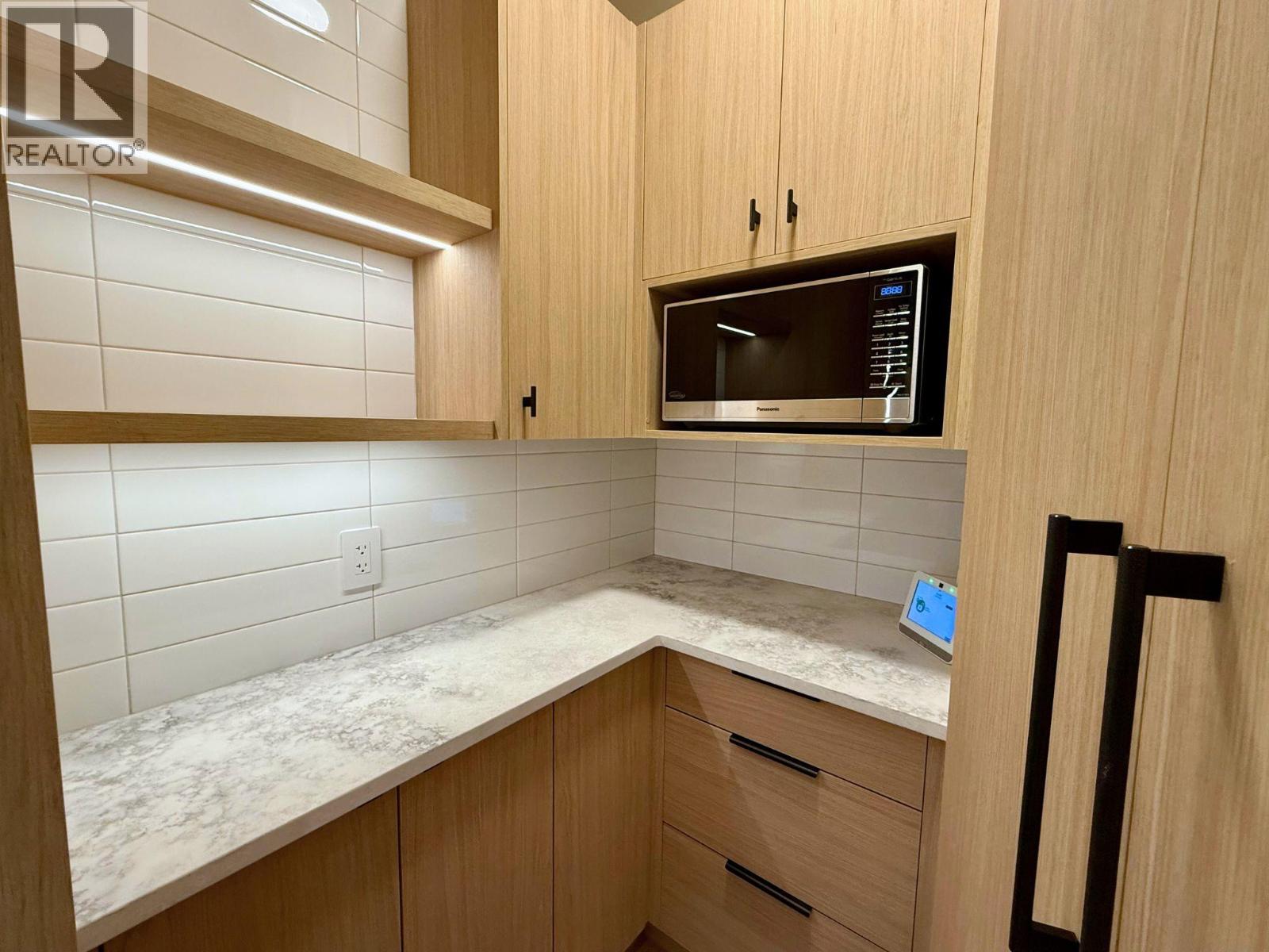 781 Martin Avenue Unit# 4, Kelowna, British Columbia  V1Y 6V4 - Photo 8 - 10367614