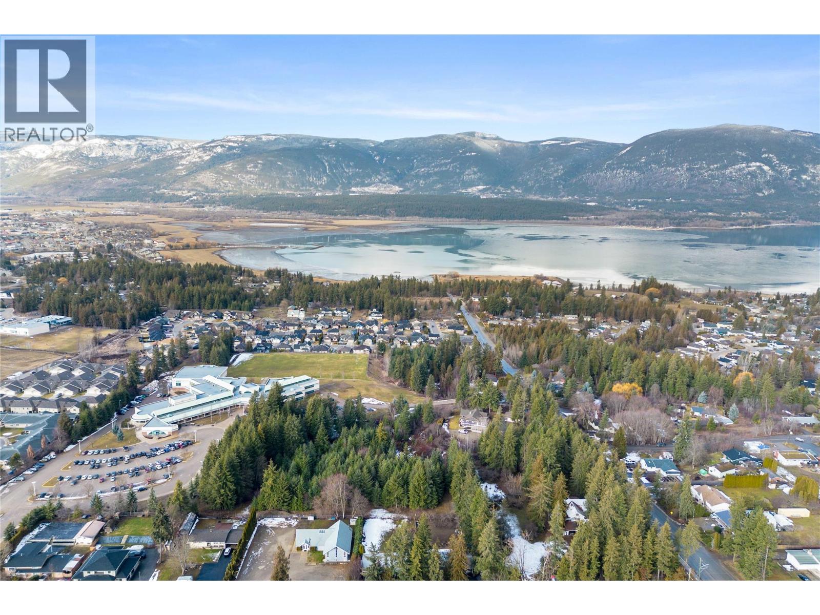 2800 20 Avenue Ne, Salmon Arm, British Columbia  V1E 4R5 - Photo 7 - 10368820