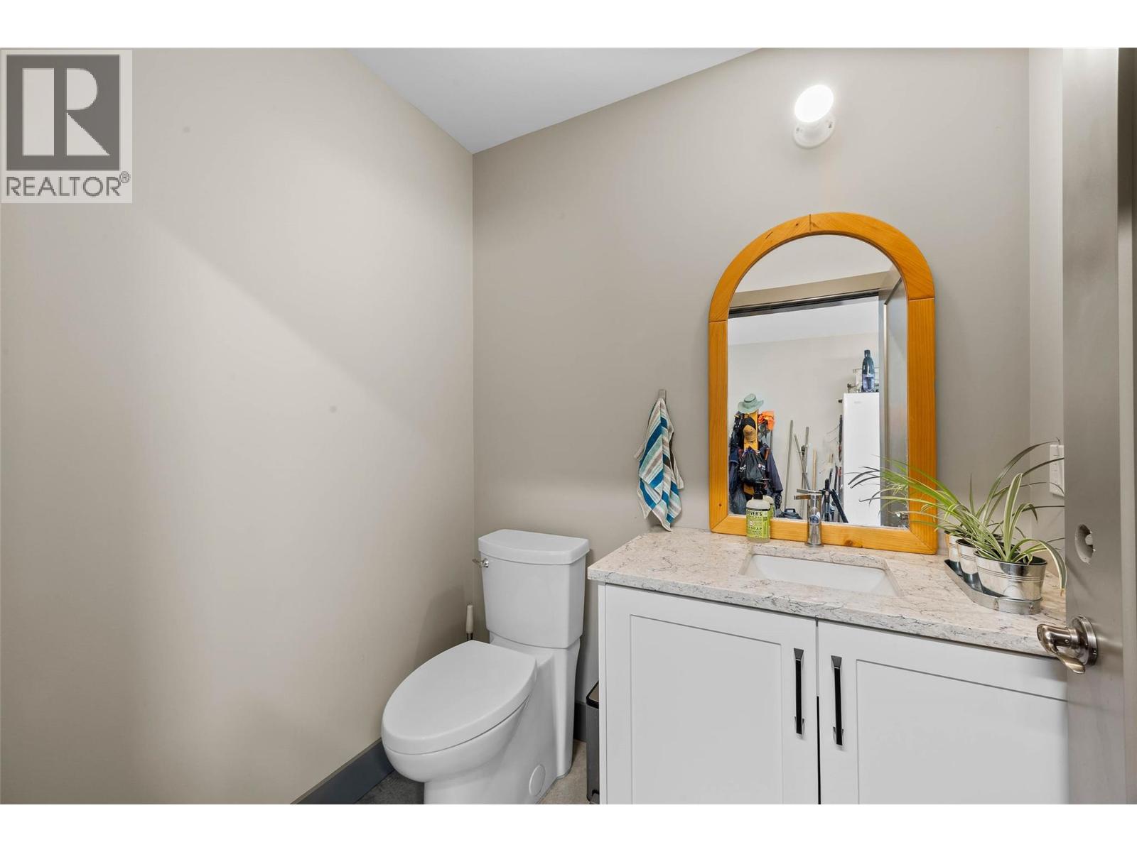 10076 Tranquille-Criss Creek Road, Kamloops, British Columbia  V1S 0B3 - Photo 22 - 10368848