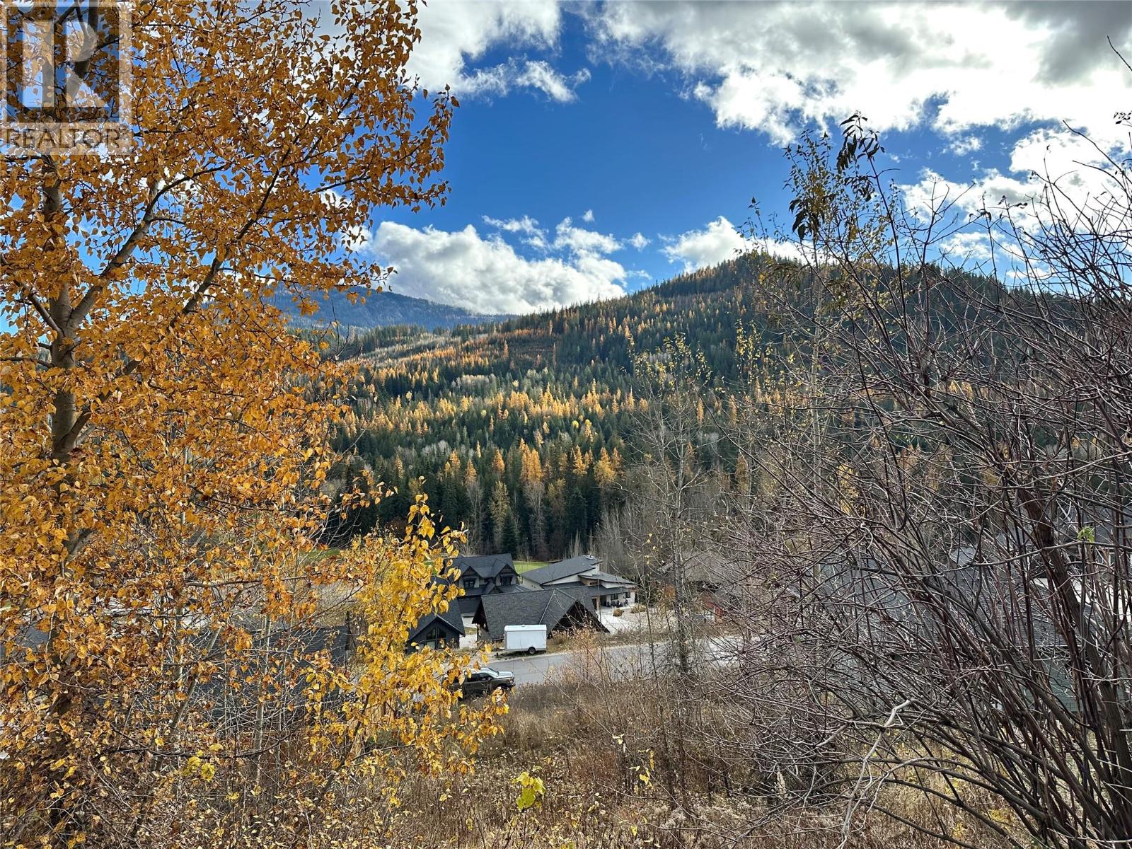 928 Redstone Drive, Rossland, British Columbia  V0G 1Y0 - Photo 4 - 10368875