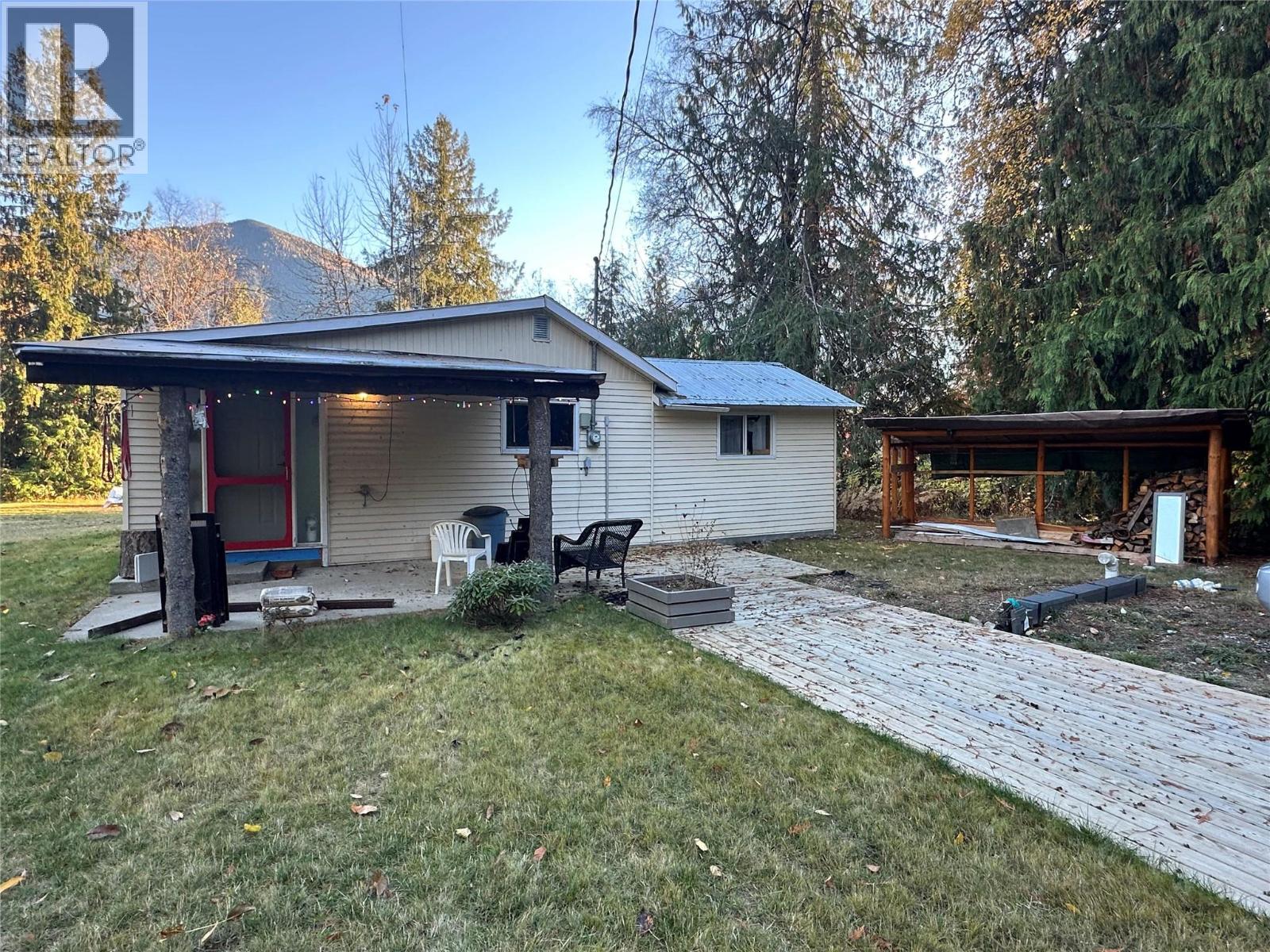 7096 Highway 3a Highway, Nelson, British Columbia  V1L 6R9 - Photo 46 - 10368780