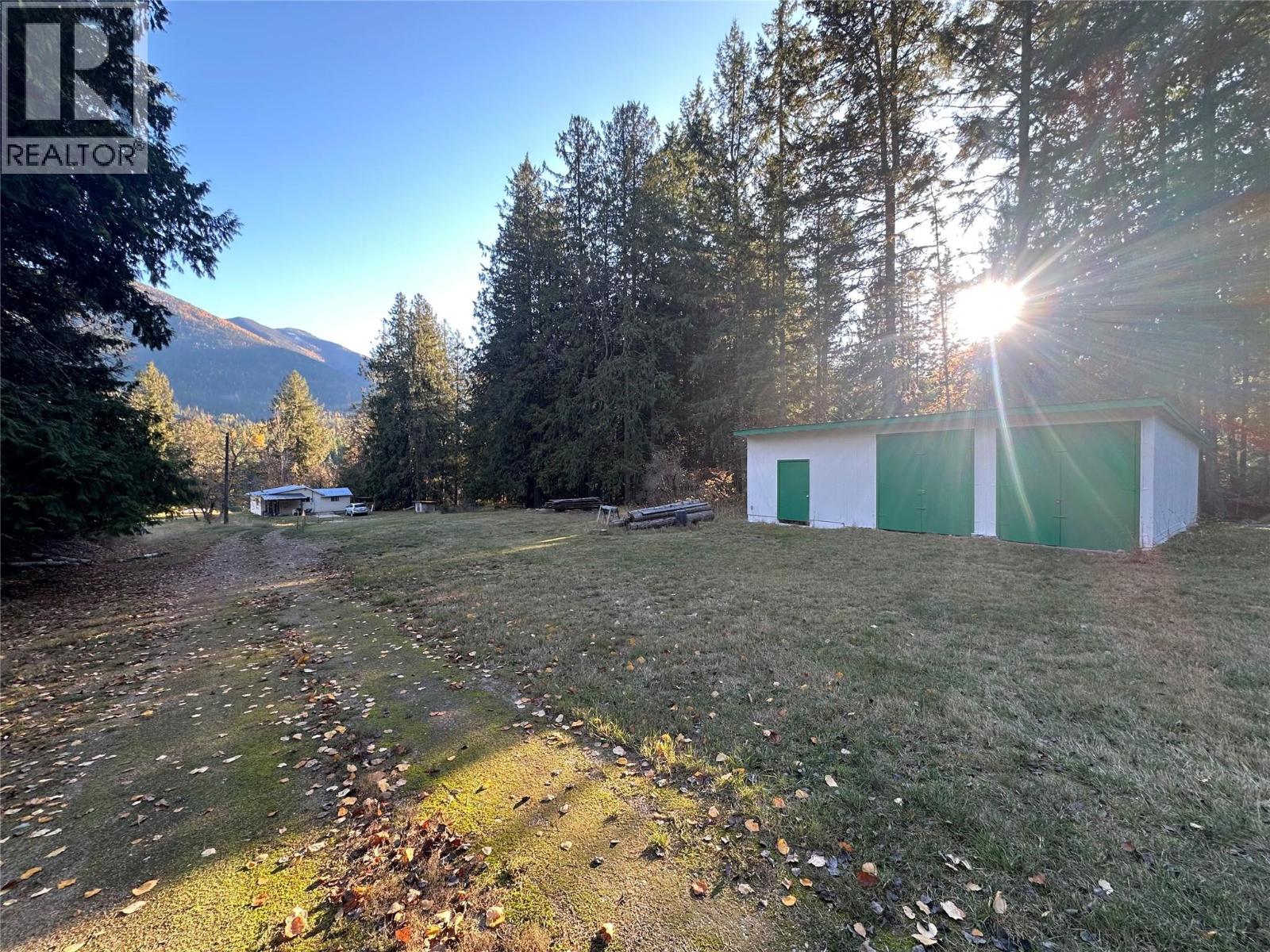 7096 Highway 3a Highway, Nelson, British Columbia  V1L 6R9 - Photo 52 - 10368780