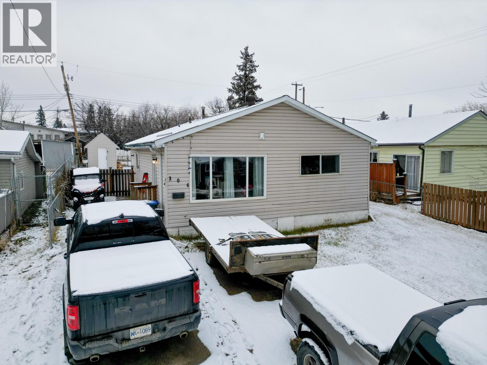 304 100a Avenue, Dawson Creek, British Columbia  V1G 1X4 - Photo 1 - 10368880