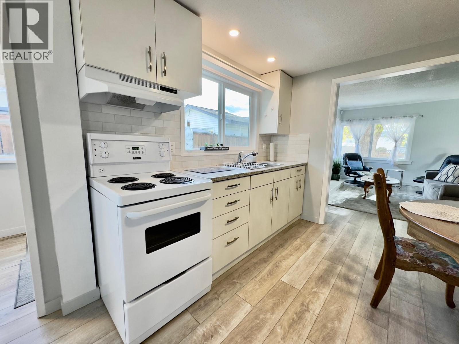 709 Municipal Avenue, Penticton, British Columbia  V2A 2R7 - Photo 13 - 10368832