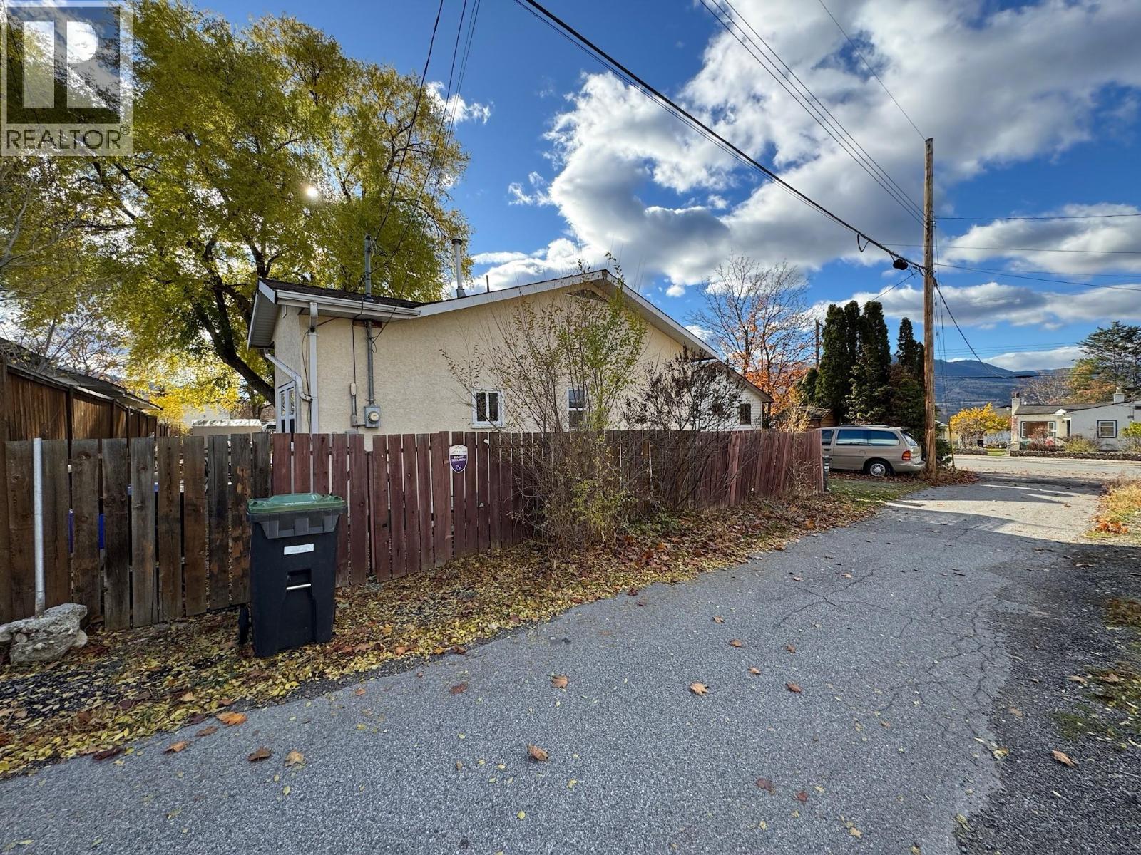 709 Municipal Avenue, Penticton, British Columbia  V2A 2R7 - Photo 38 - 10368832