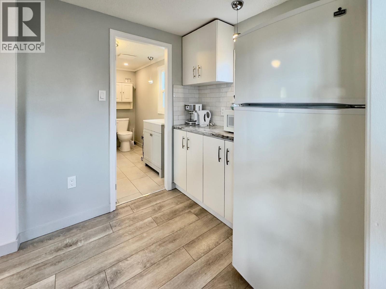 709 Municipal Avenue, Penticton, British Columbia  V2A 2R7 - Photo 8 - 10368832