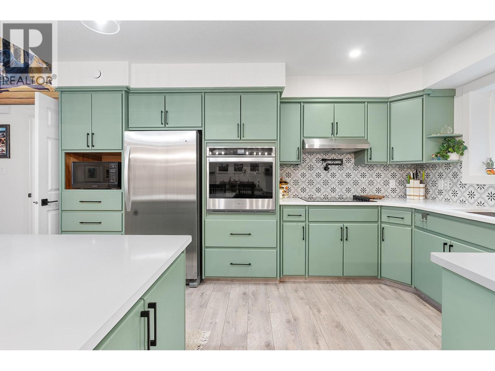 5633 Day Road, Vernon, British Columbia  V1B 3J5 - Photo 10 - 10368864