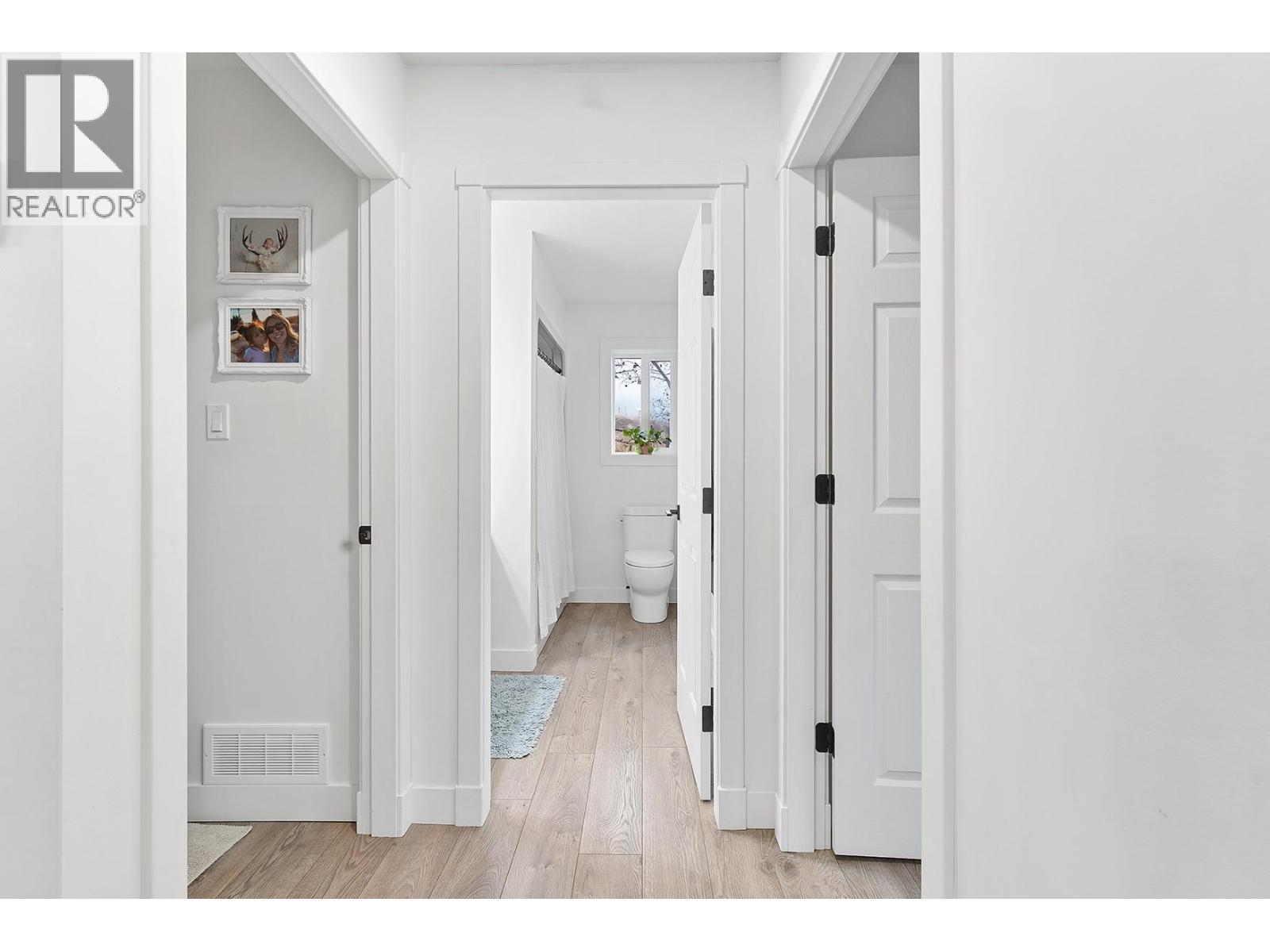 5633 Day Road, Vernon, British Columbia  V1B 3J5 - Photo 26 - 10368864