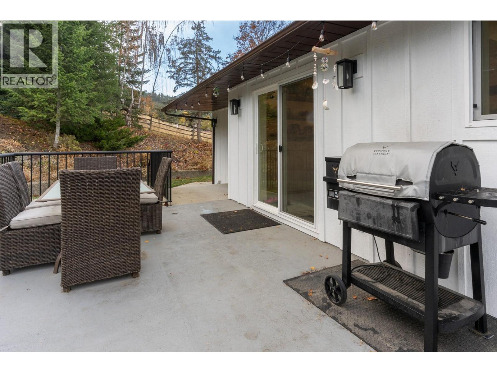 5633 Day Road, Vernon, British Columbia  V1B 3J5 - Photo 49 - 10368864