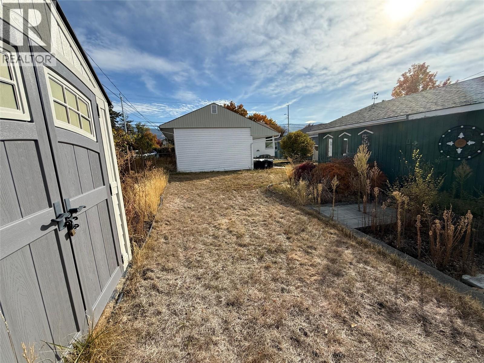 983 Fairview Road, Penticton, British Columbia  V2A 5Z1 - Photo 12 - 10366951