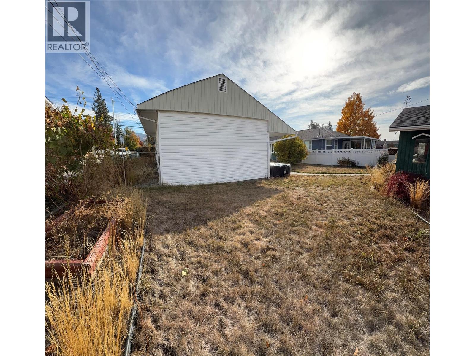 983 Fairview Road, Penticton, British Columbia  V2A 5Z1 - Photo 13 - 10366951