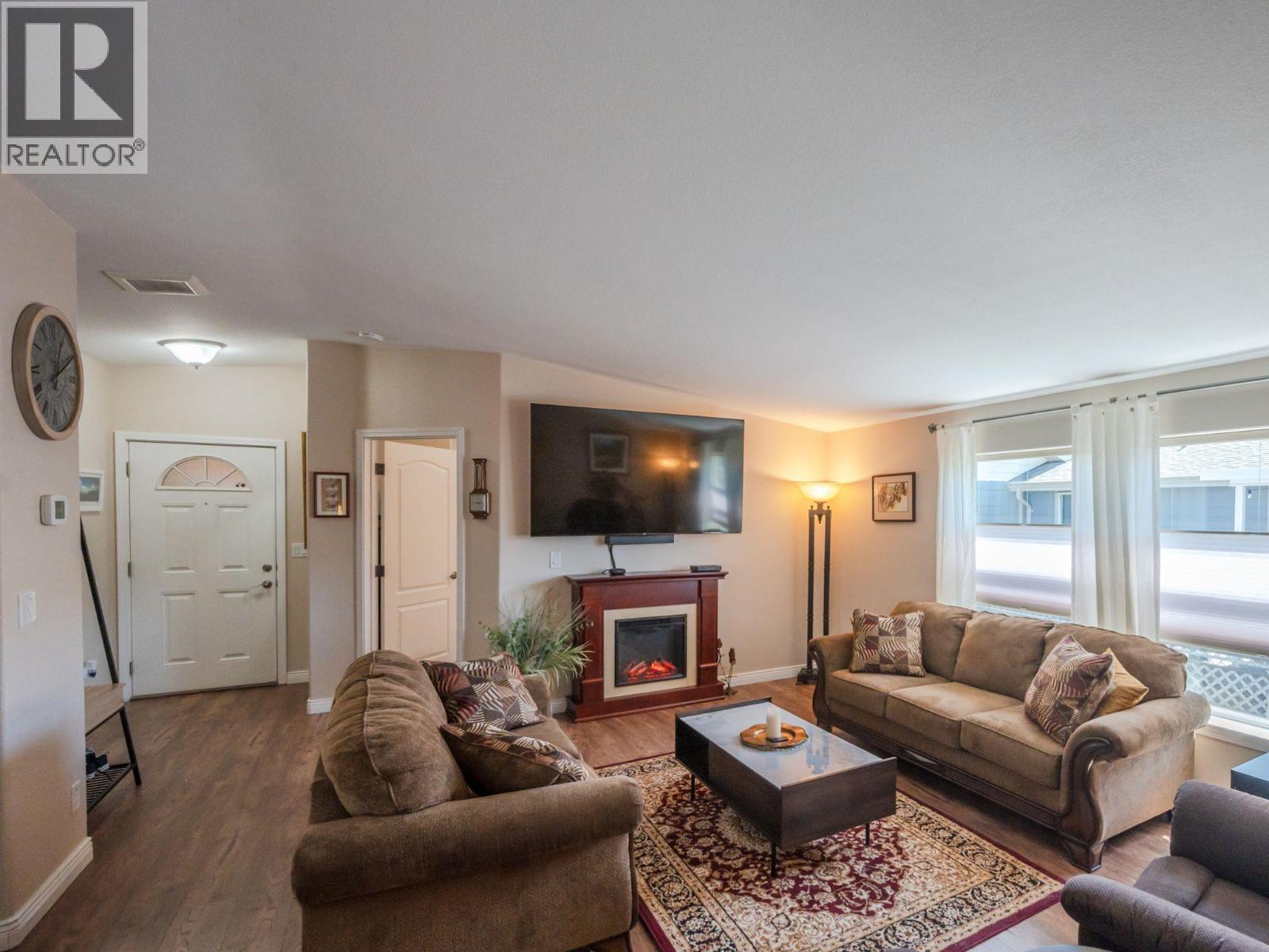 8300 Gallagher Lake Frontage Road Unit# 55, Oliver, British Columbia  V0H 1T2 - Photo 6 - 10368922