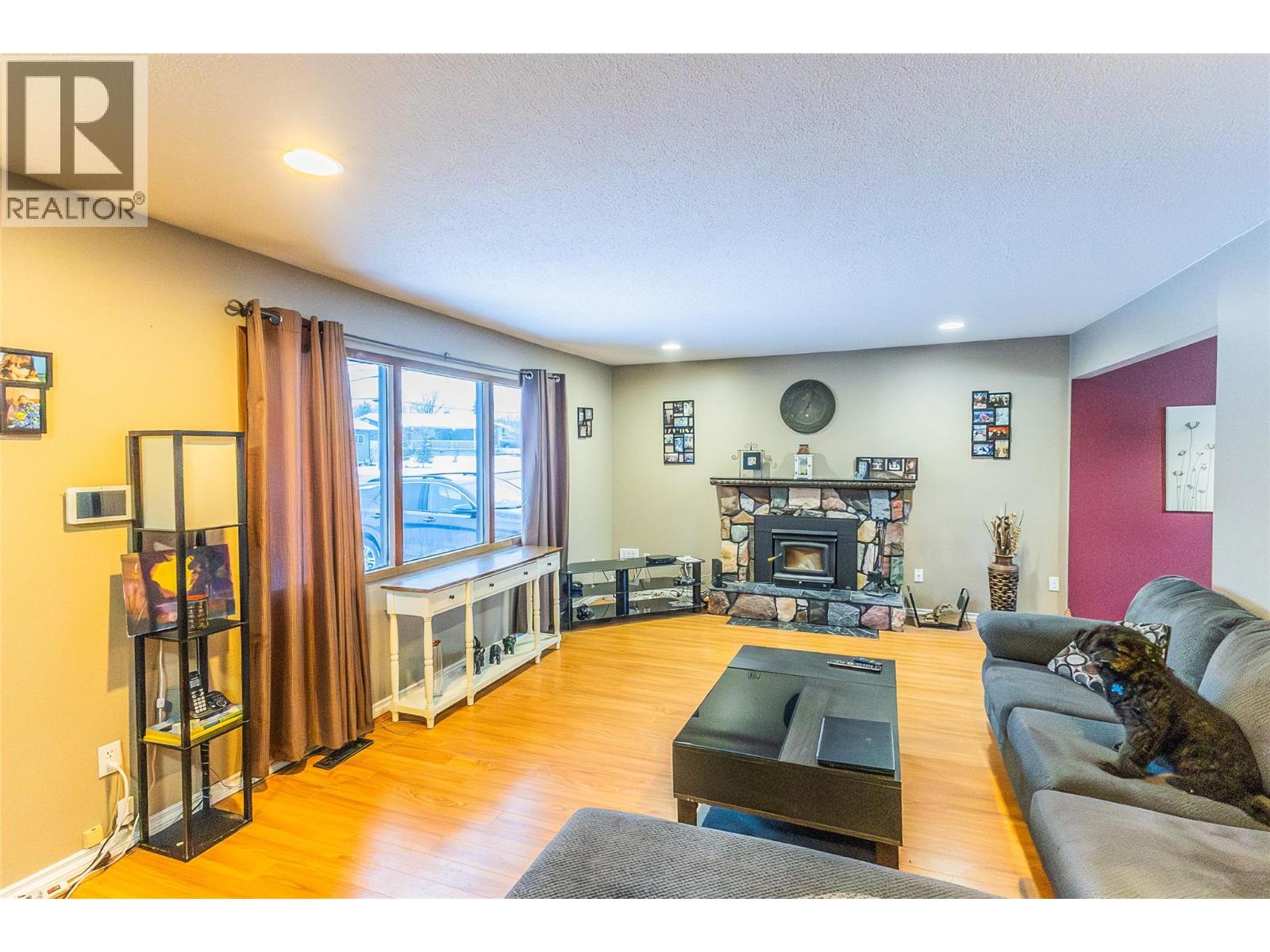 9400 Ravine Drive, Dawson Creek, British Columbia  V1G 3V6 - Photo 5 - 10368961