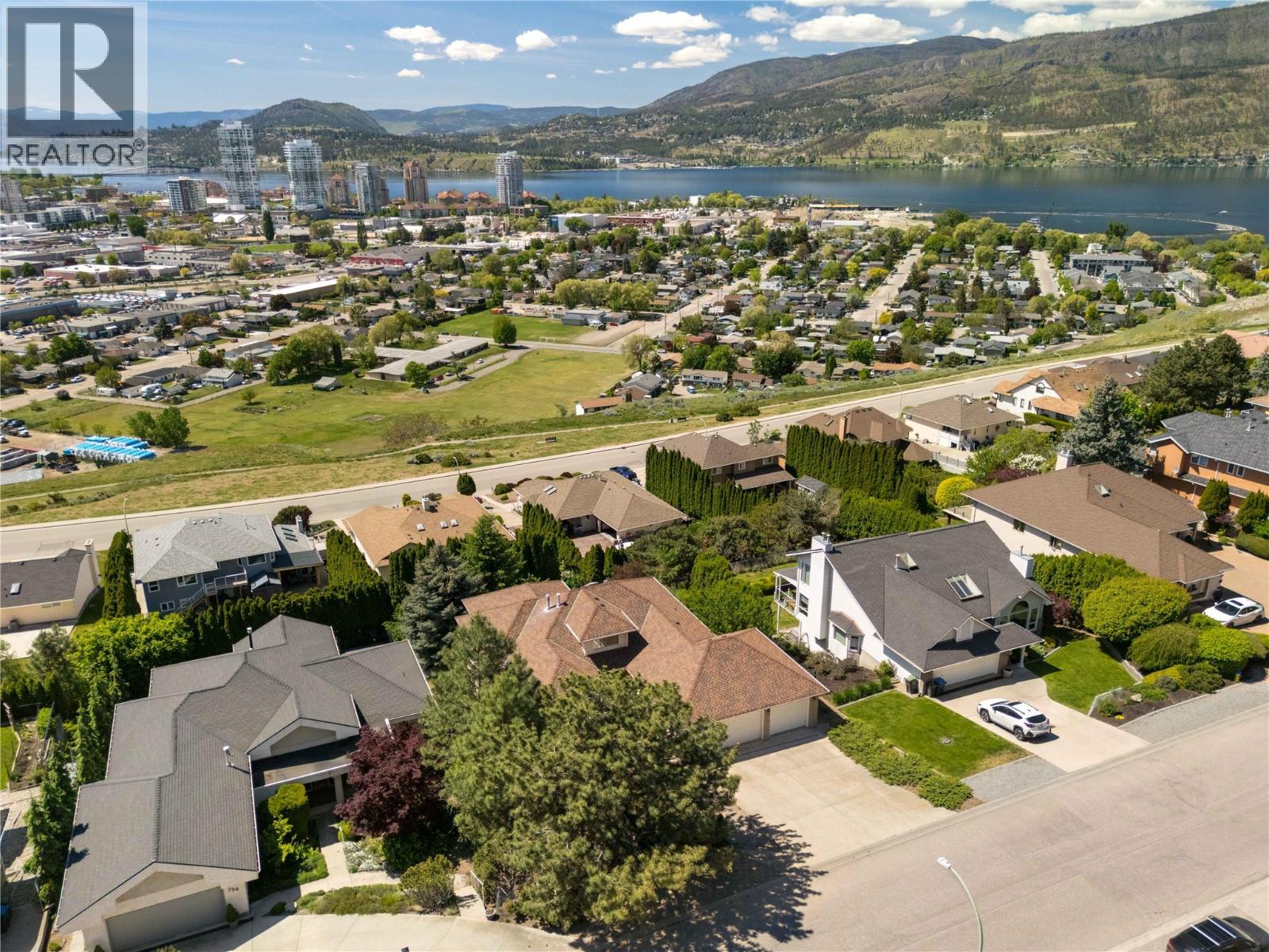 740 Royal Pine Drive, Kelowna, British Columbia  V1Y 9G2 - Photo 38 - 10368973