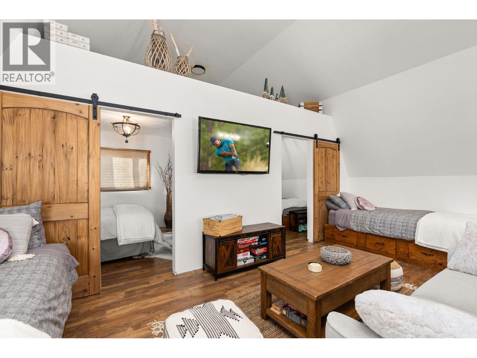 4520 Highway 3, Rock Creek, British Columbia  V0H 1Y0 - Photo 20 - 10368990