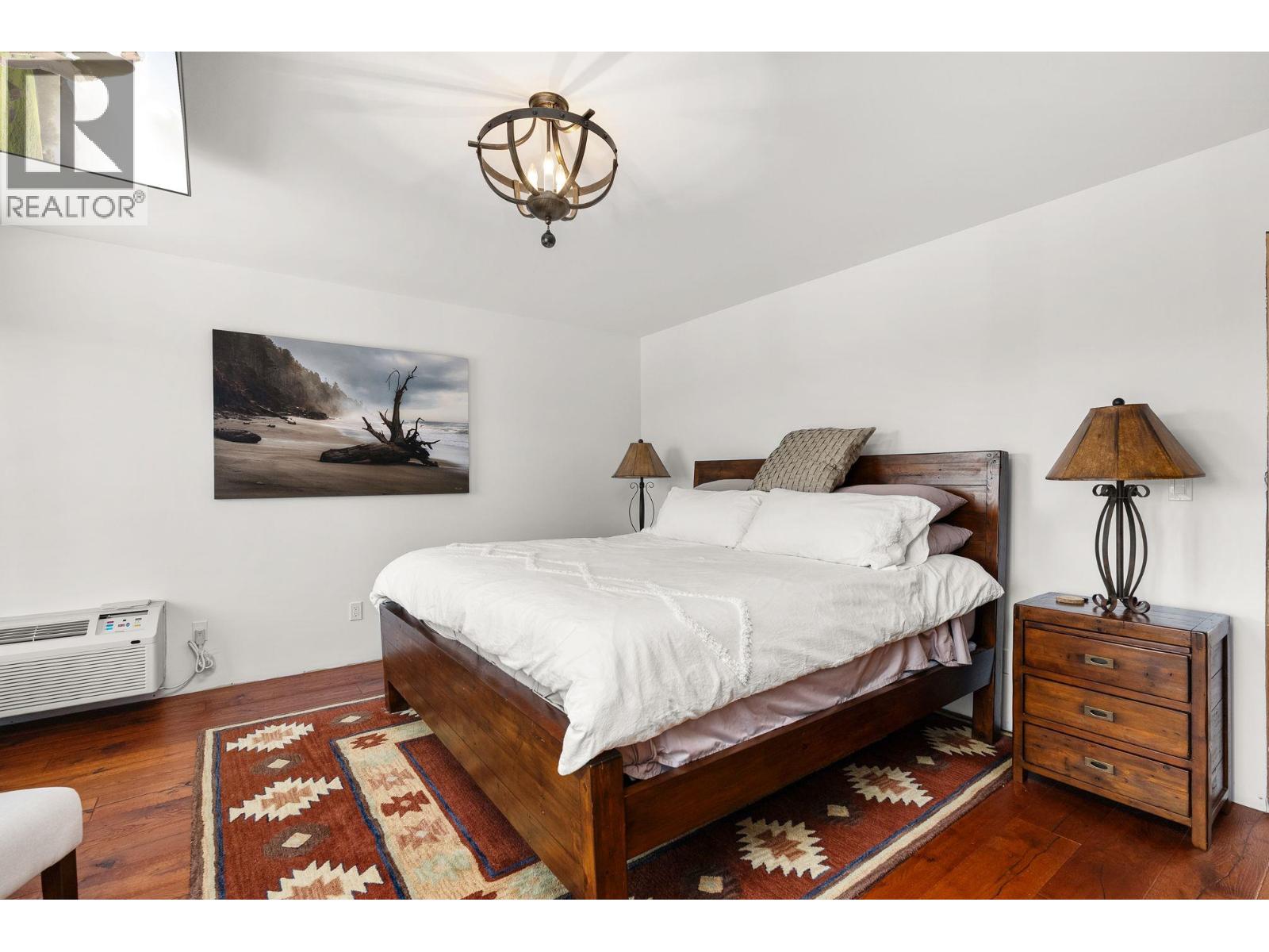 4520 Highway 3, Rock Creek, British Columbia  V0H 1Y0 - Photo 21 - 10368990