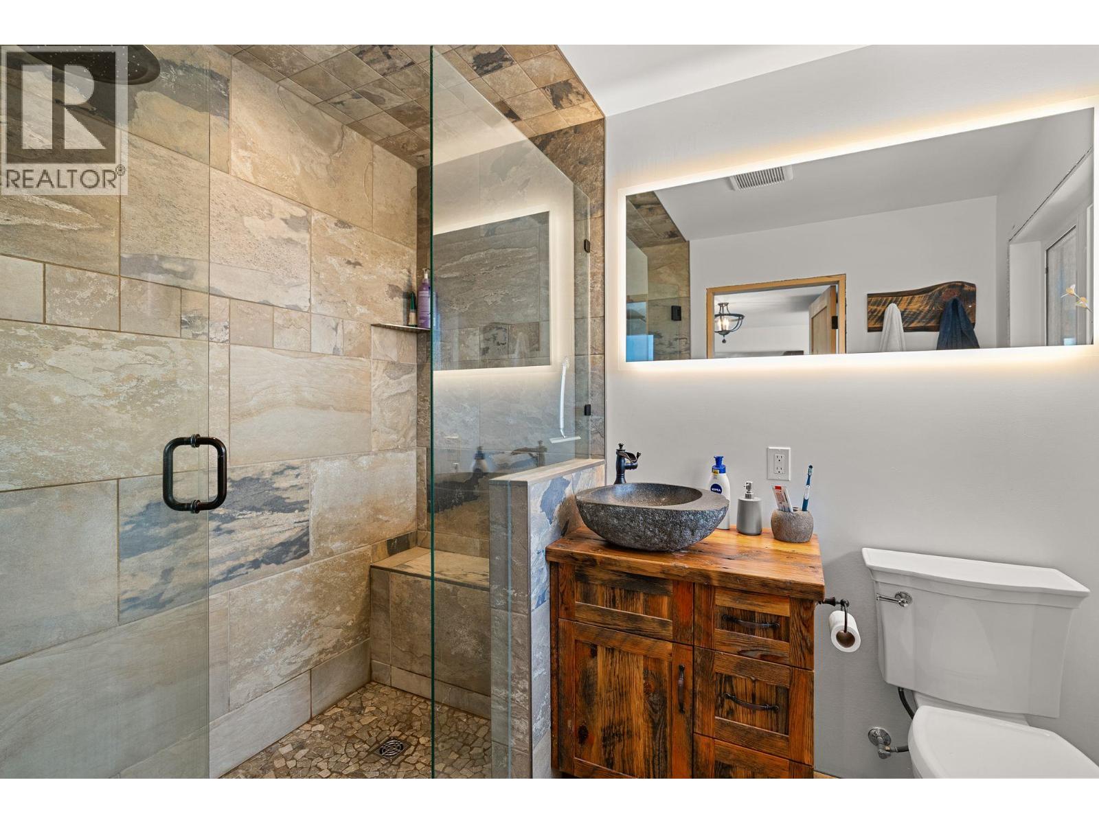 4520 Highway 3, Rock Creek, British Columbia  V0H 1Y0 - Photo 24 - 10368990