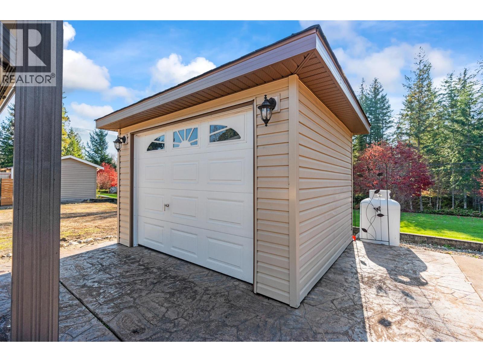 3303 Enderby Mabel Lake Road Unit# Rv Lot 3, Enderby, British Columbia  V0E 1V5 - Photo 19 - 10368937