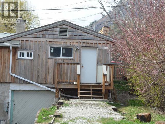 86 7th Avenue, Lillooet, British Columbia  V0K 1V0 - Photo 36 - 10369002