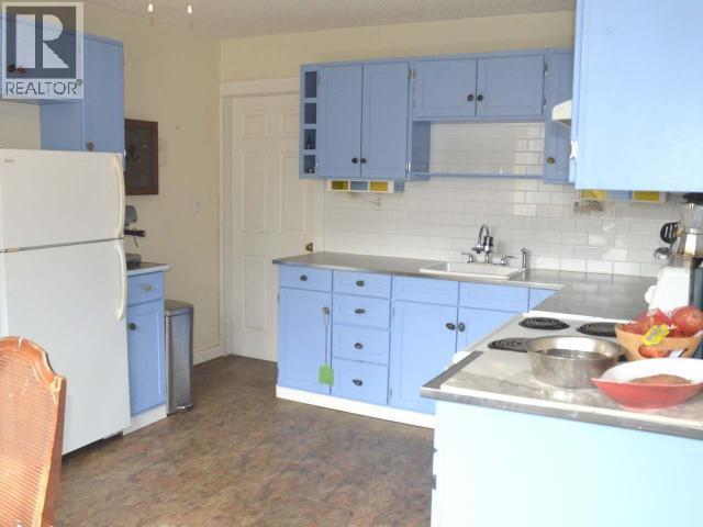 86 7th Avenue, Lillooet, British Columbia  V0K 1V0 - Photo 7 - 10369002