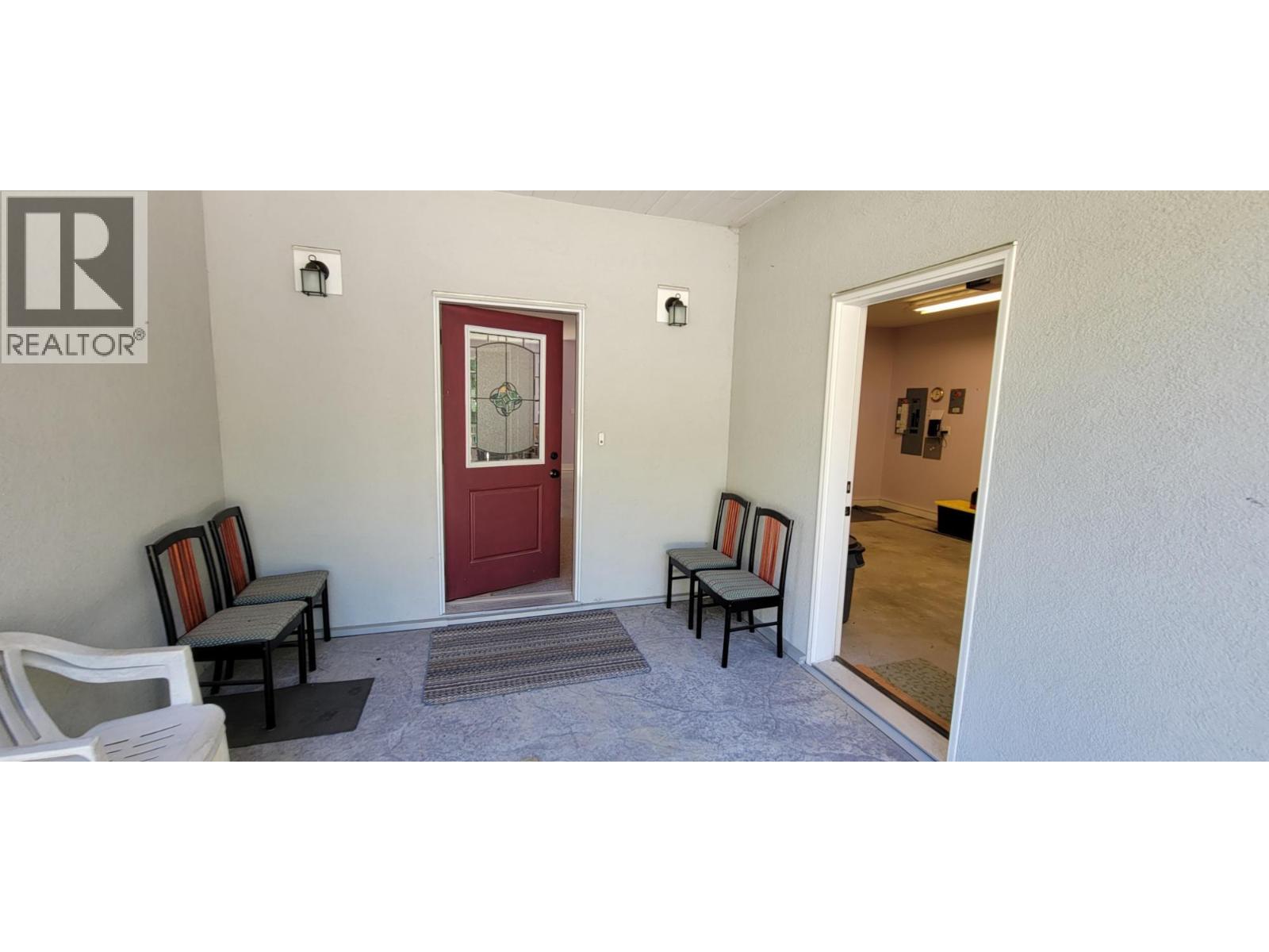 515 9th Avenue, New Denver, British Columbia  V0G 1S0 - Photo 14 - 10367661