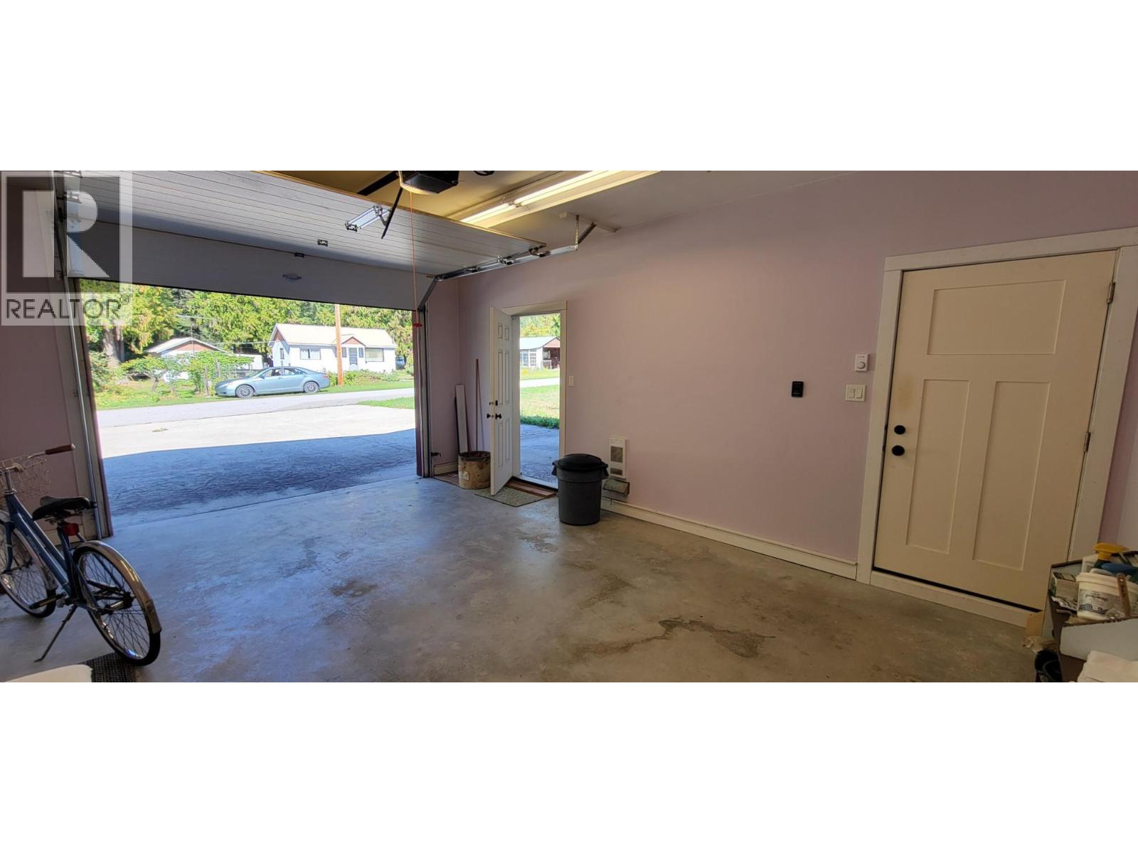 515 9th Avenue, New Denver, British Columbia  V0G 1S0 - Photo 17 - 10367661