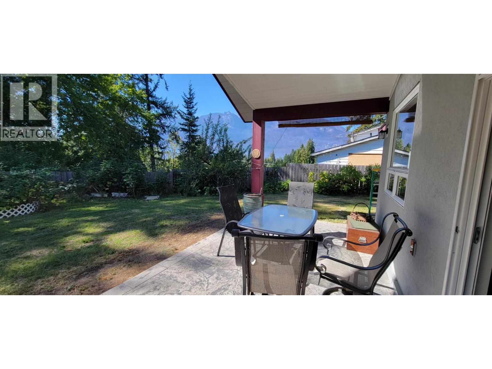 515 9th Avenue, New Denver, British Columbia  V0G 1S0 - Photo 25 - 10367661