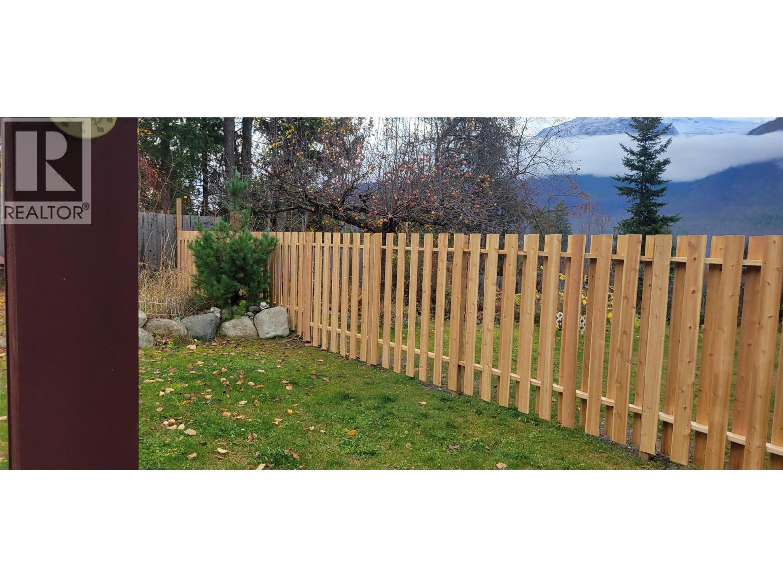 515 9th Avenue, New Denver, British Columbia  V0G 1S0 - Photo 51 - 10367661