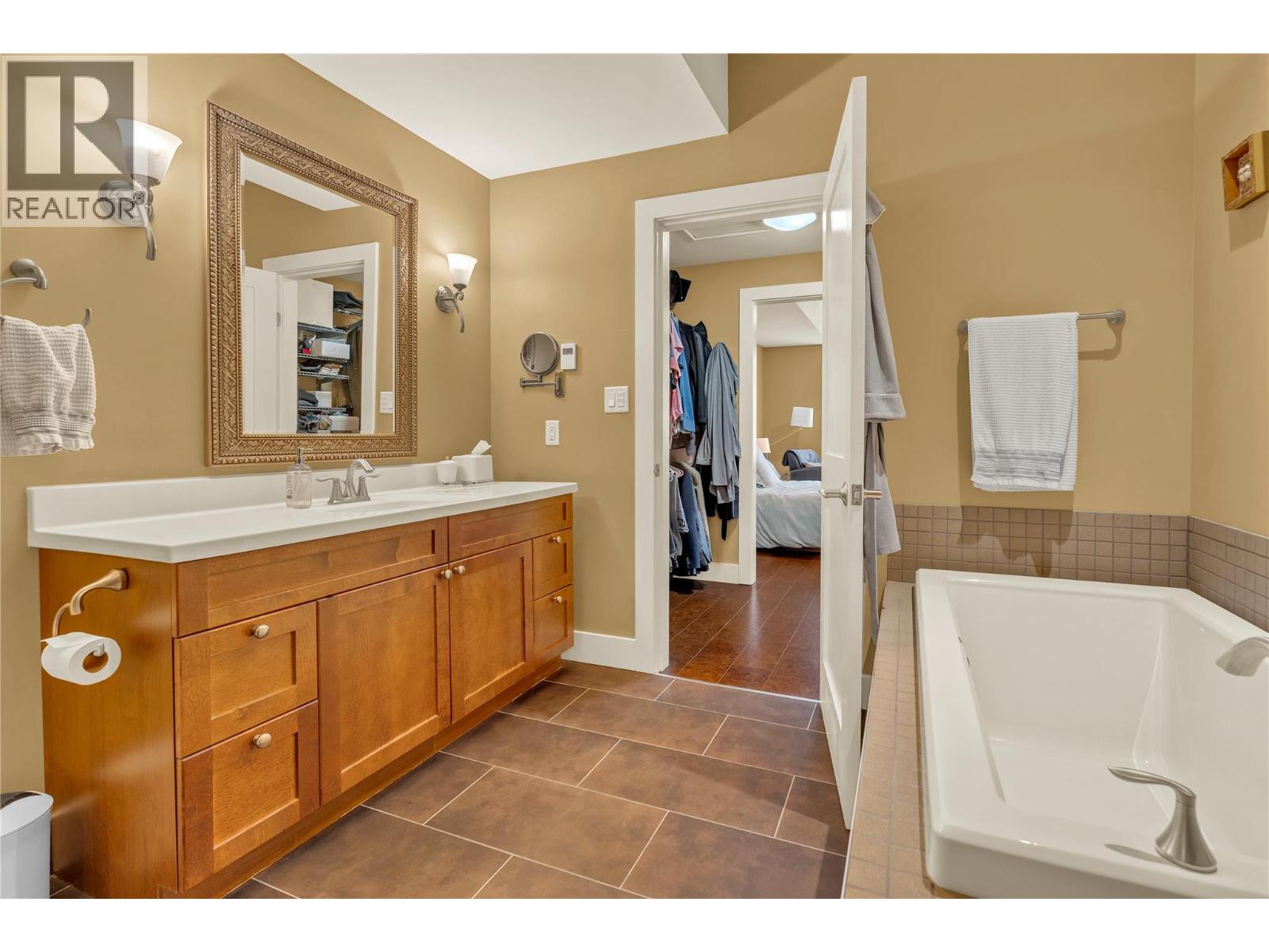 255 Main Street Unit# 301, Penticton, British Columbia  V2A 5B1 - Photo 24 - 10369009