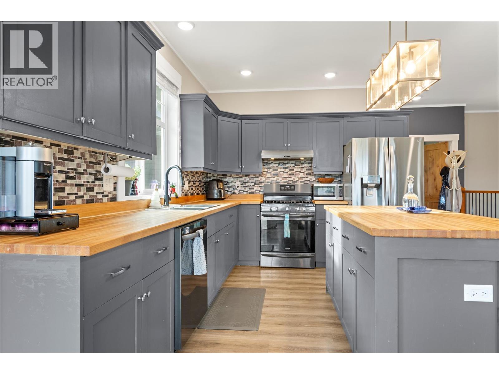 109 Copperhead Road, Princeton, British Columbia  V0X 1W0 - Photo 6 - 10367631