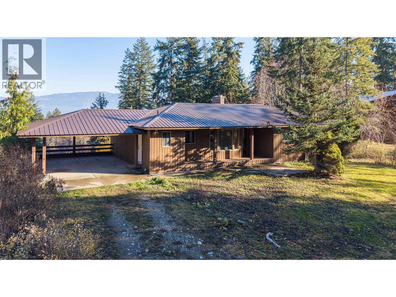 4358 Chamberlain Road, Spallumcheen, British Columbia  V4Y 0M1 - Photo 1 - 10368979
