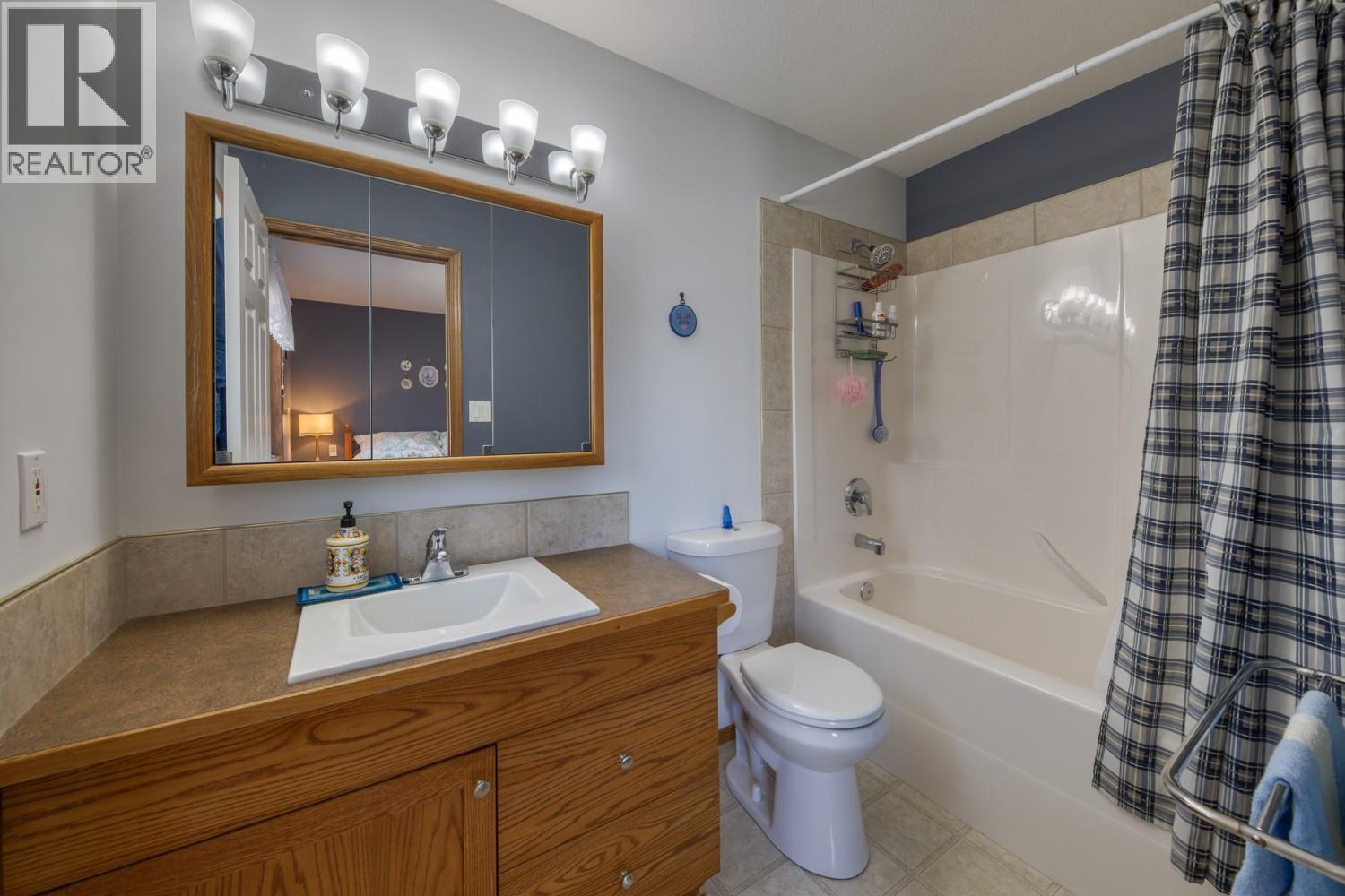 4887 Glen Eagle Drive, Fairmont Hot Springs, British Columbia  V0B 1L1 - Photo 15 - 10368953