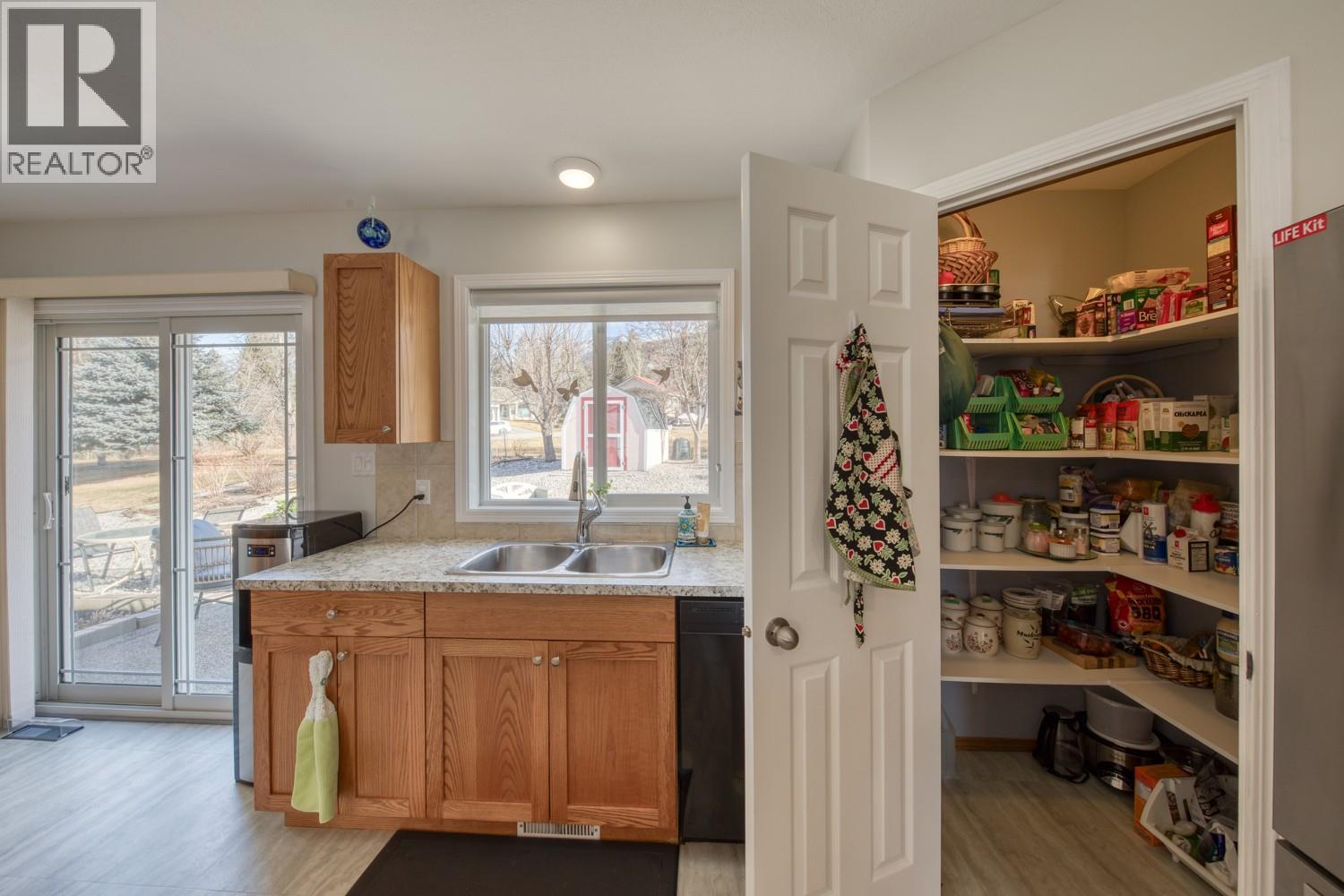 4887 Glen Eagle Drive, Fairmont Hot Springs, British Columbia  V0B 1L1 - Photo 8 - 10368953