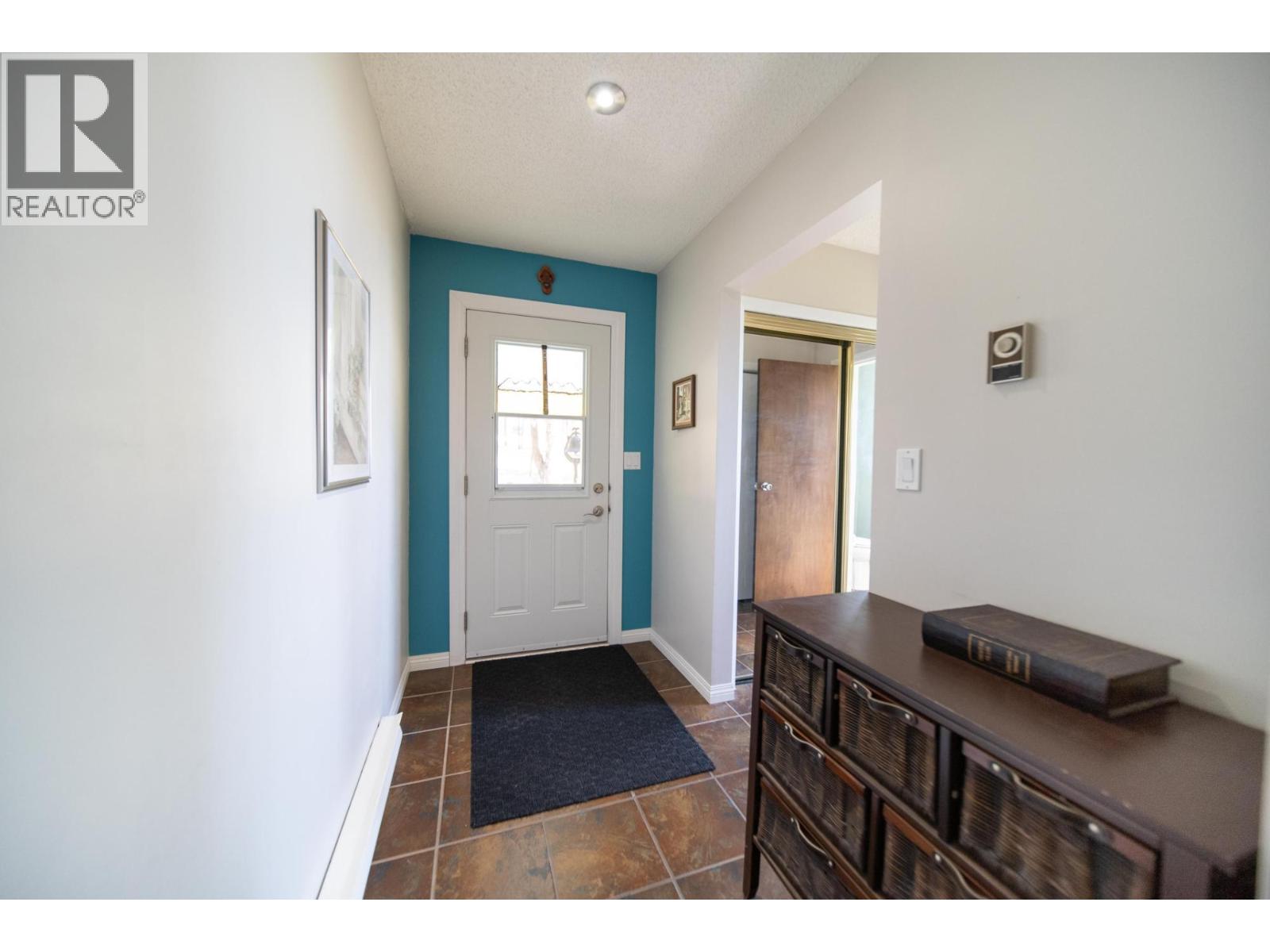 380 Ivy Road, Cranbrook, British Columbia  V1C 6W6 - Photo 12 - 10368944