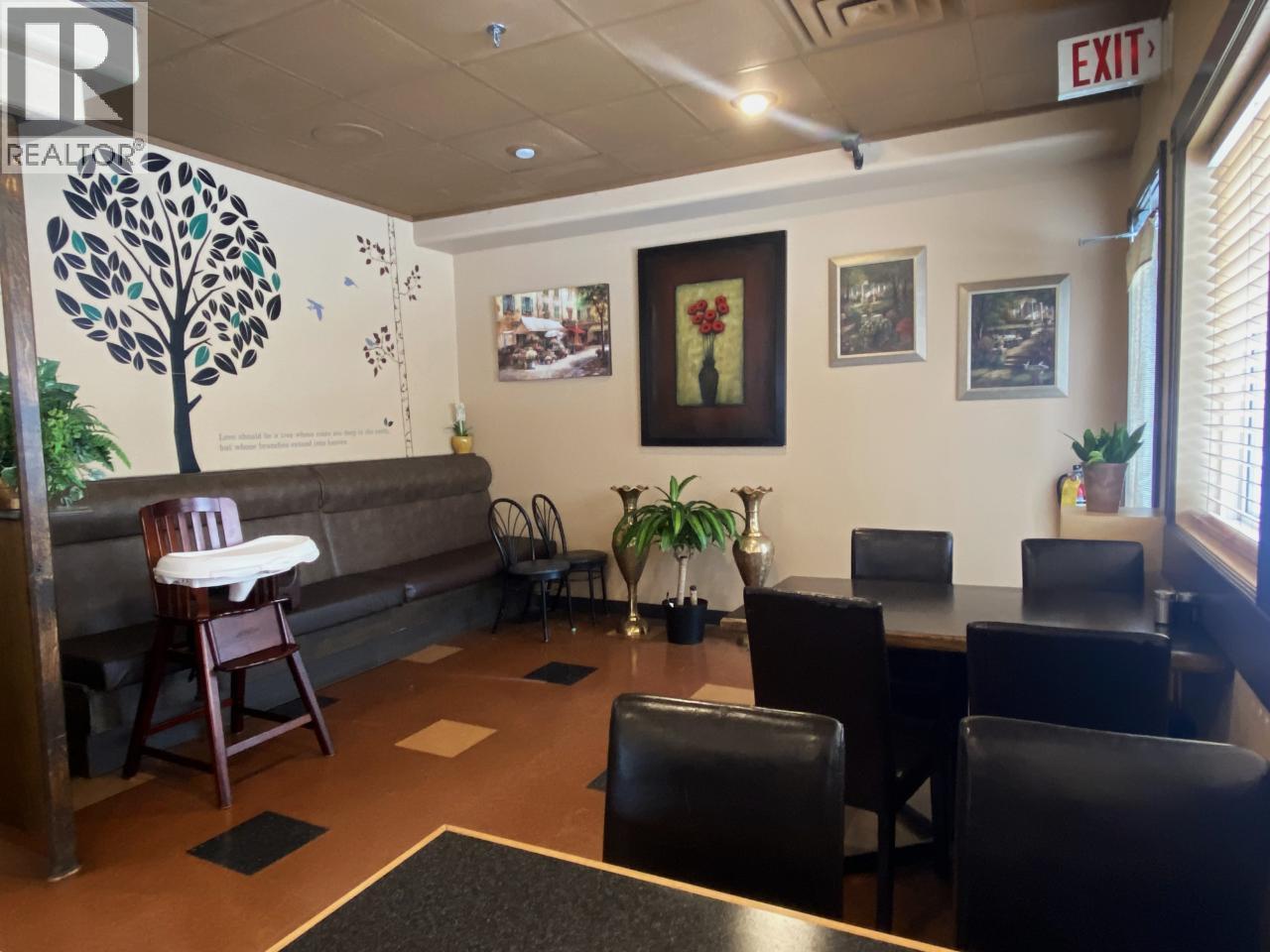 2701 Nicola Avenue, Merritt, British Columbia  V1K 1B8 - Photo 4 - 10369053