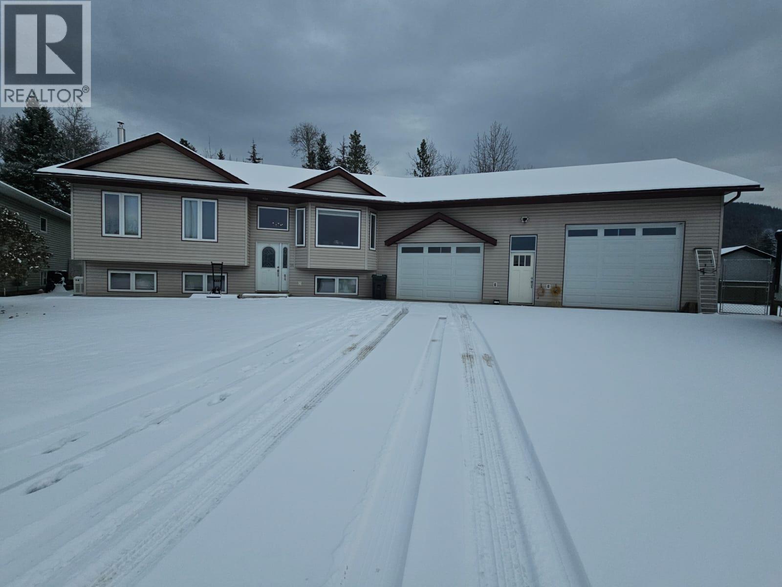 84 Wolverine Avenue, tumbler ridge, British Columbia