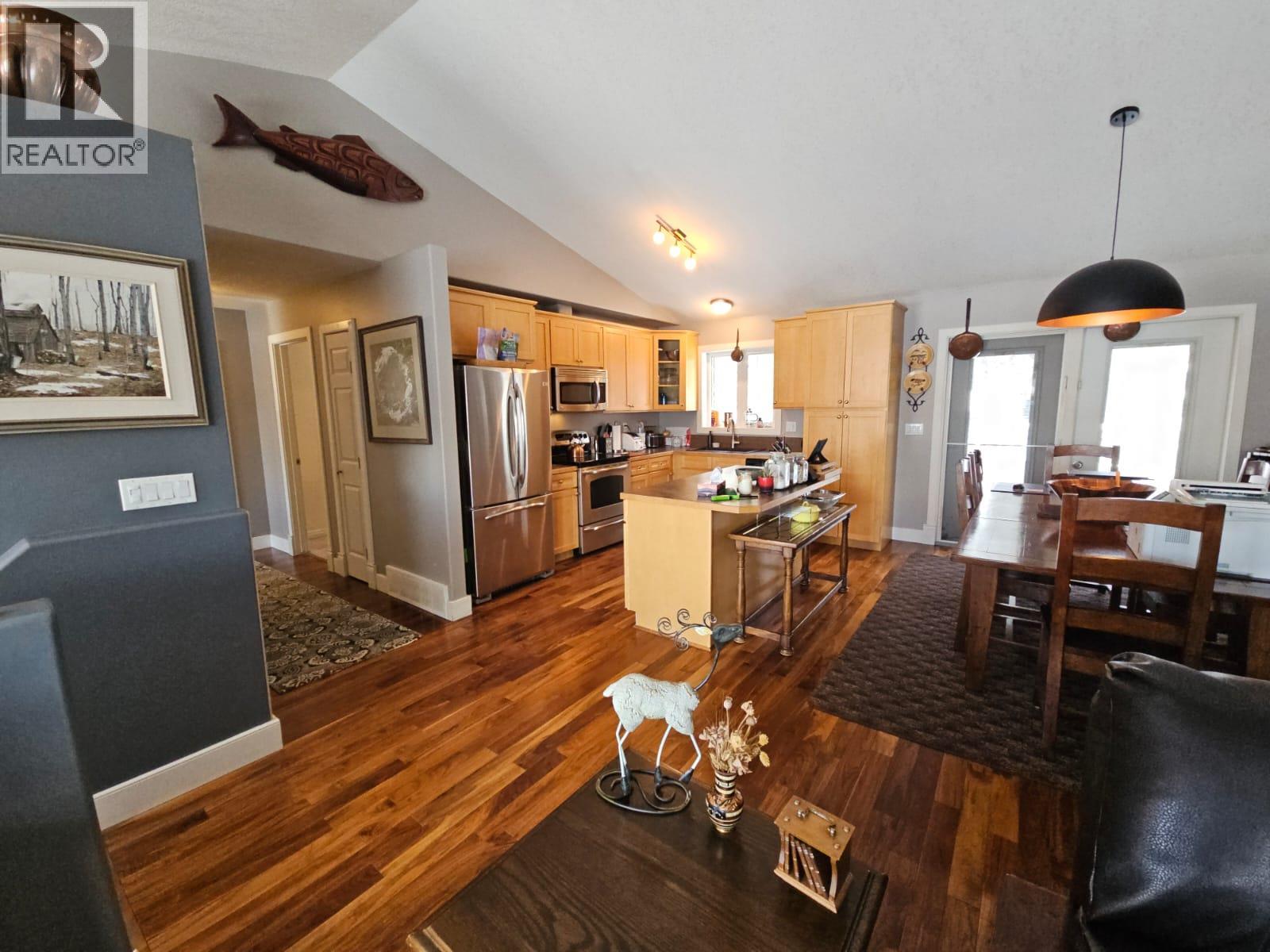 84 Wolverine Avenue, Tumbler Ridge, British Columbia  V0C 2W0 - Photo 24 - 10369099