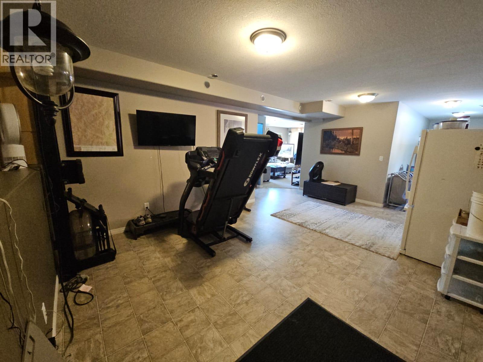 84 Wolverine Avenue, Tumbler Ridge, British Columbia  V0C 2W0 - Photo 57 - 10369099