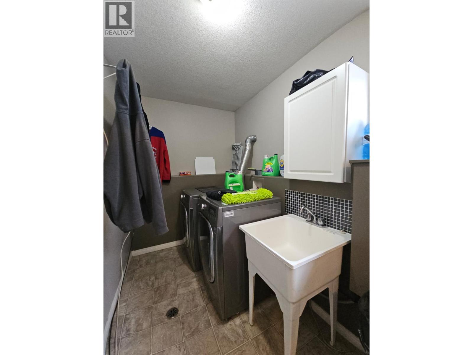 84 Wolverine Avenue, Tumbler Ridge, British Columbia  V0C 2W0 - Photo 61 - 10369099