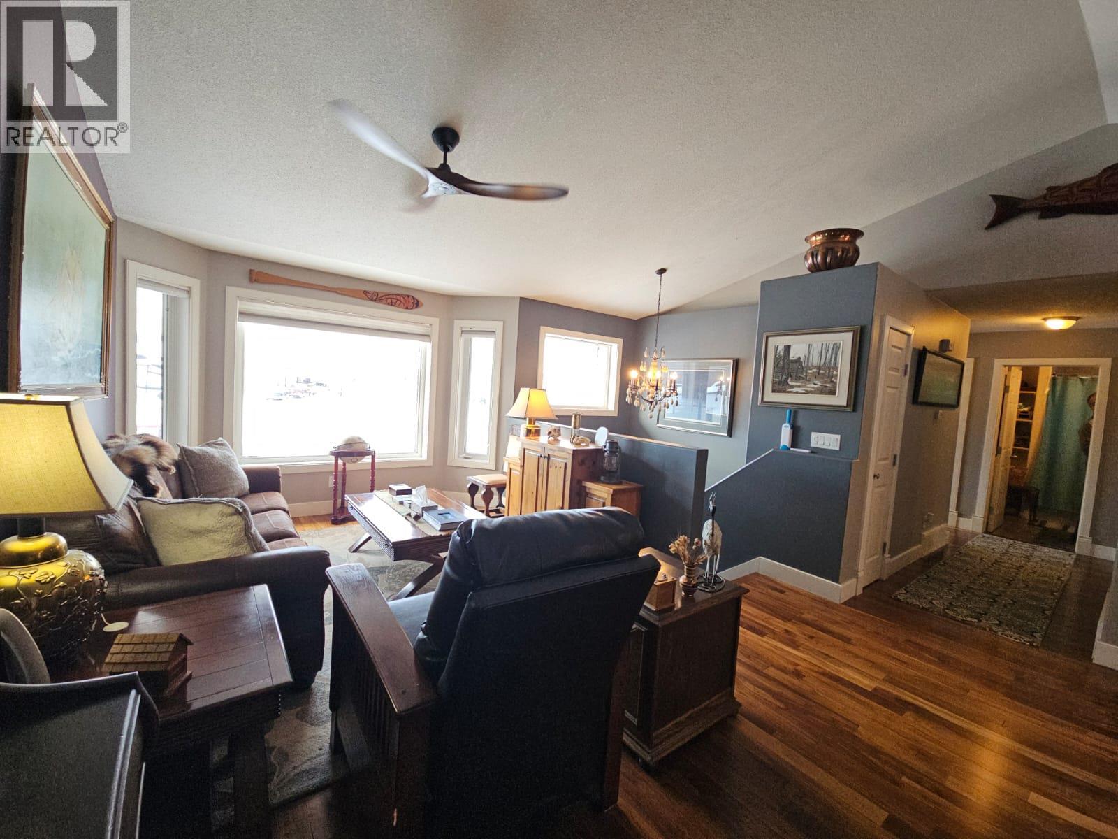84 Wolverine Avenue, Tumbler Ridge, British Columbia  V0C 2W0 - Photo 7 - 10369099