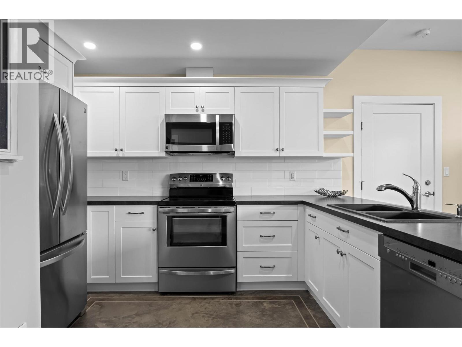 180 Rue Cheval Noir, Kamloops, British Columbia  V1S 0B3 - Photo 35 - 10368929