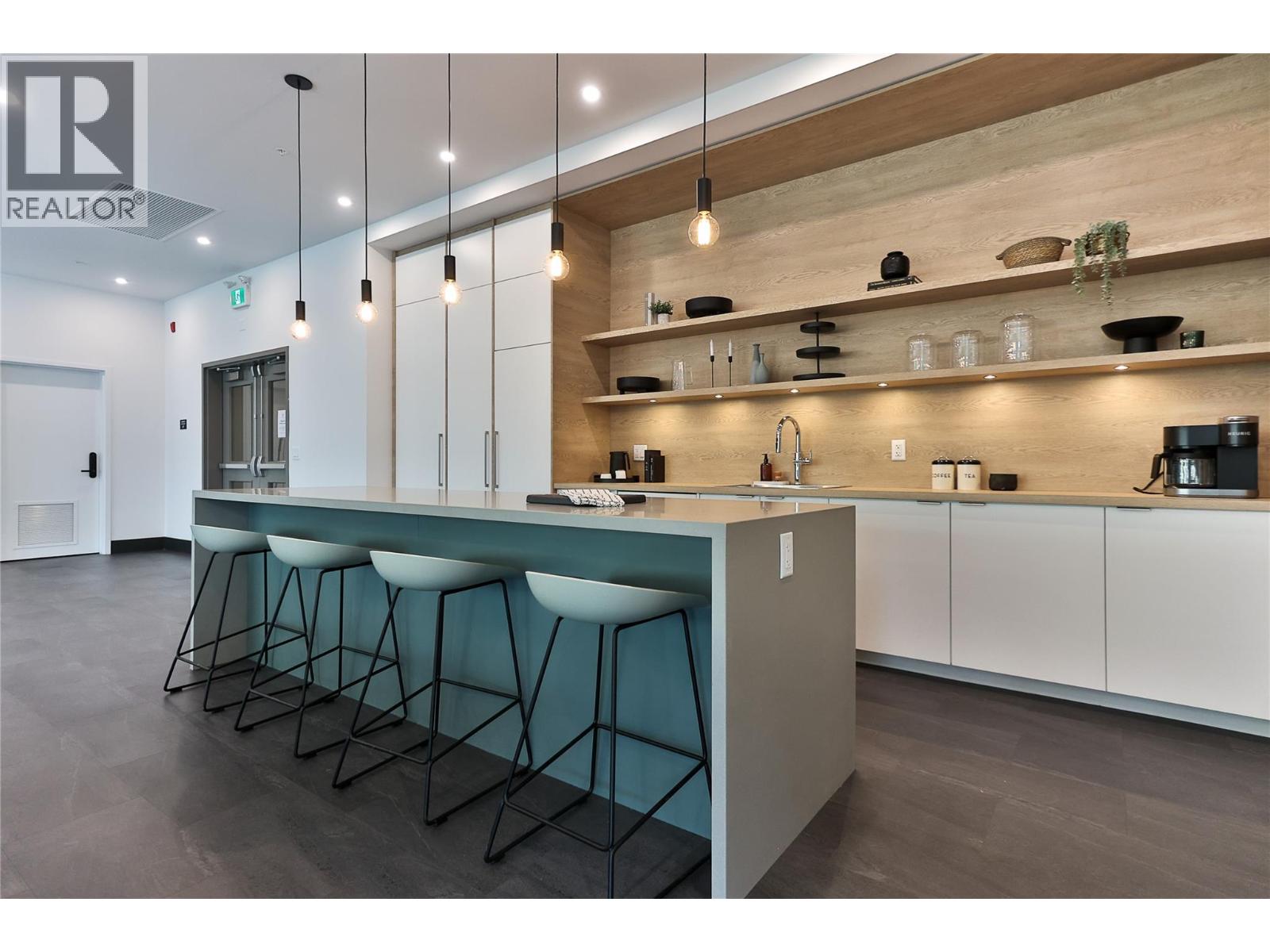 4280 Red Mountain Road Unit# 213, Rossland, British Columbia  V0G 1Y0 - Photo 20 - 10369060